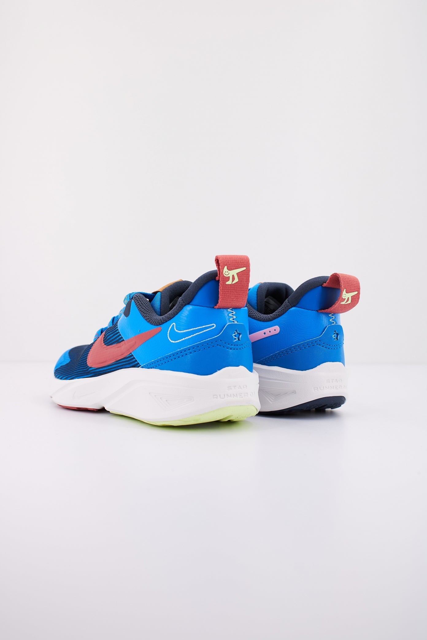 NIKE STAR RUNNER  en color AZUL  (3)