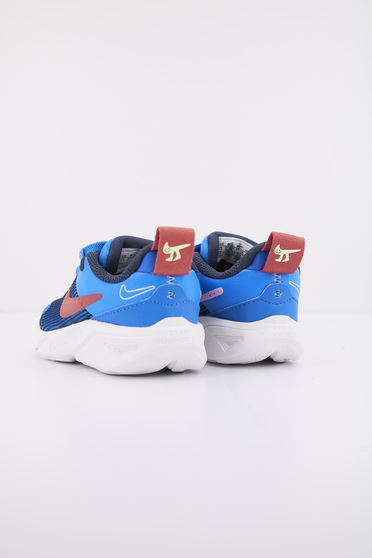 NIKE STAR RUNNER  en color AZUL  (3)