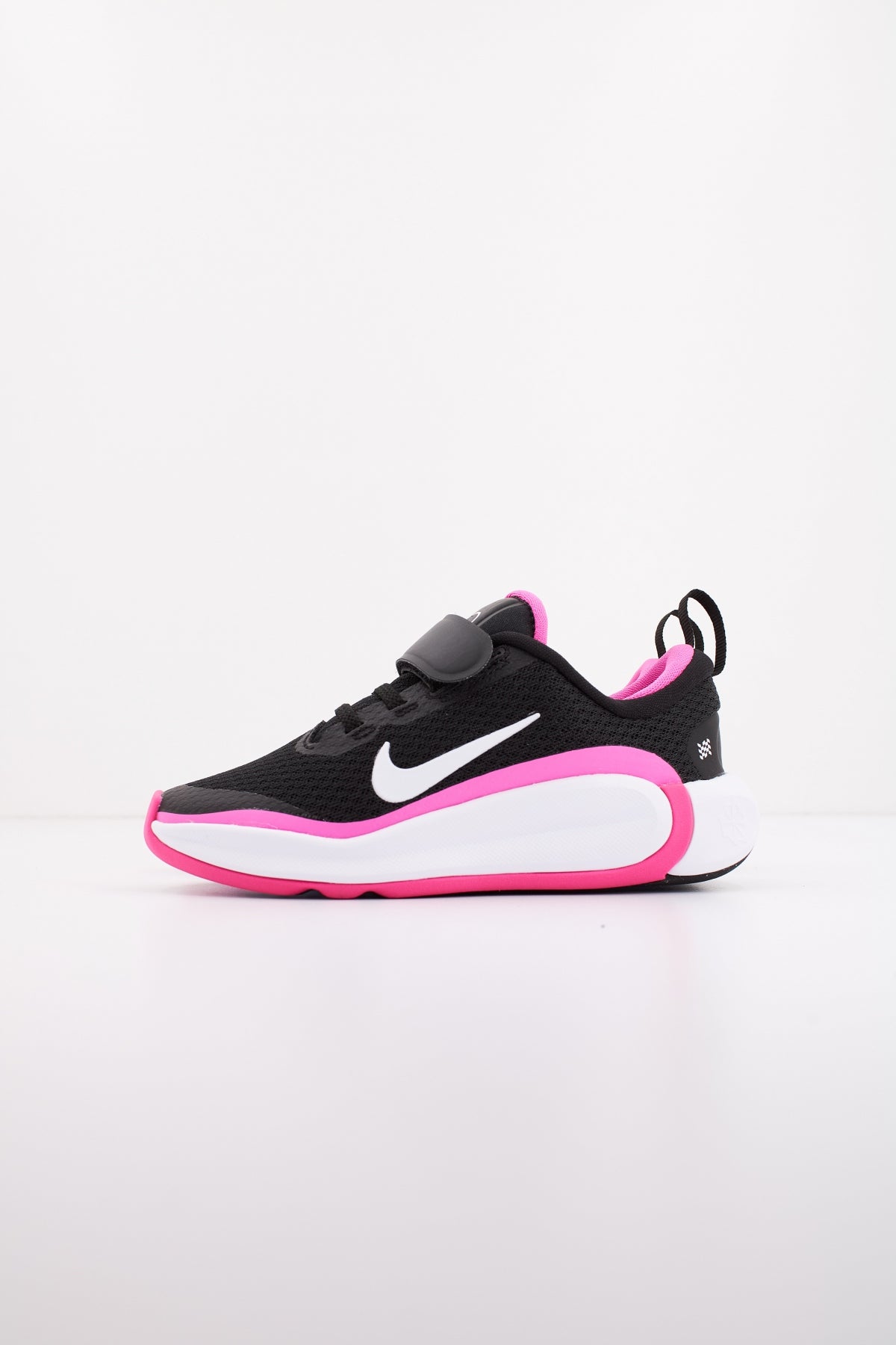 NIKE INFINITY FLOW en color NEGRO  (1)