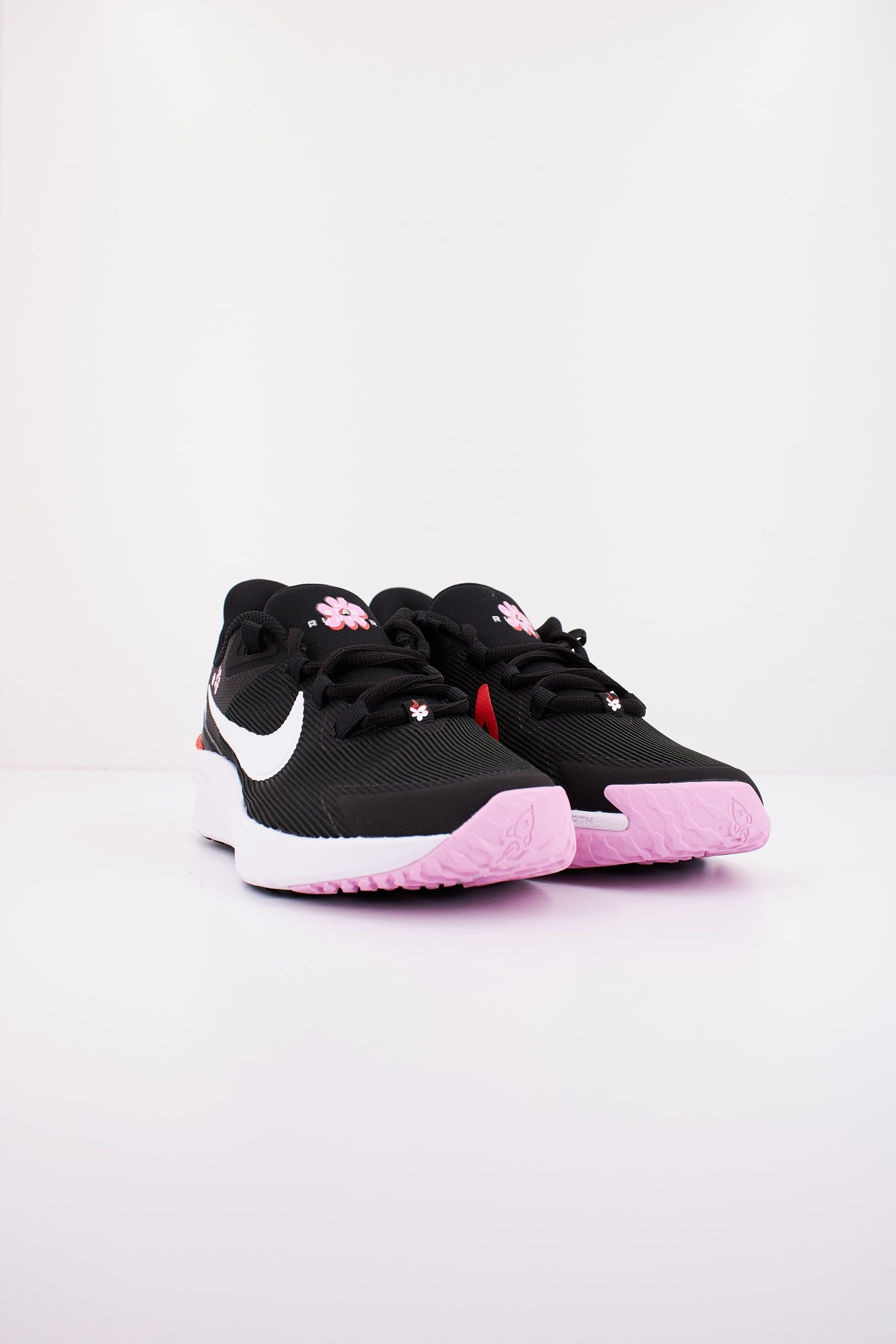 NIKE STAR RUNNER  en color NEGRO  (2)