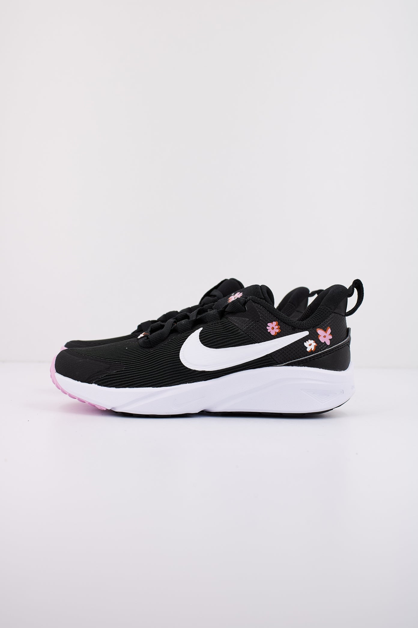 NIKE STAR RUNNER  en color NEGRO  (1)