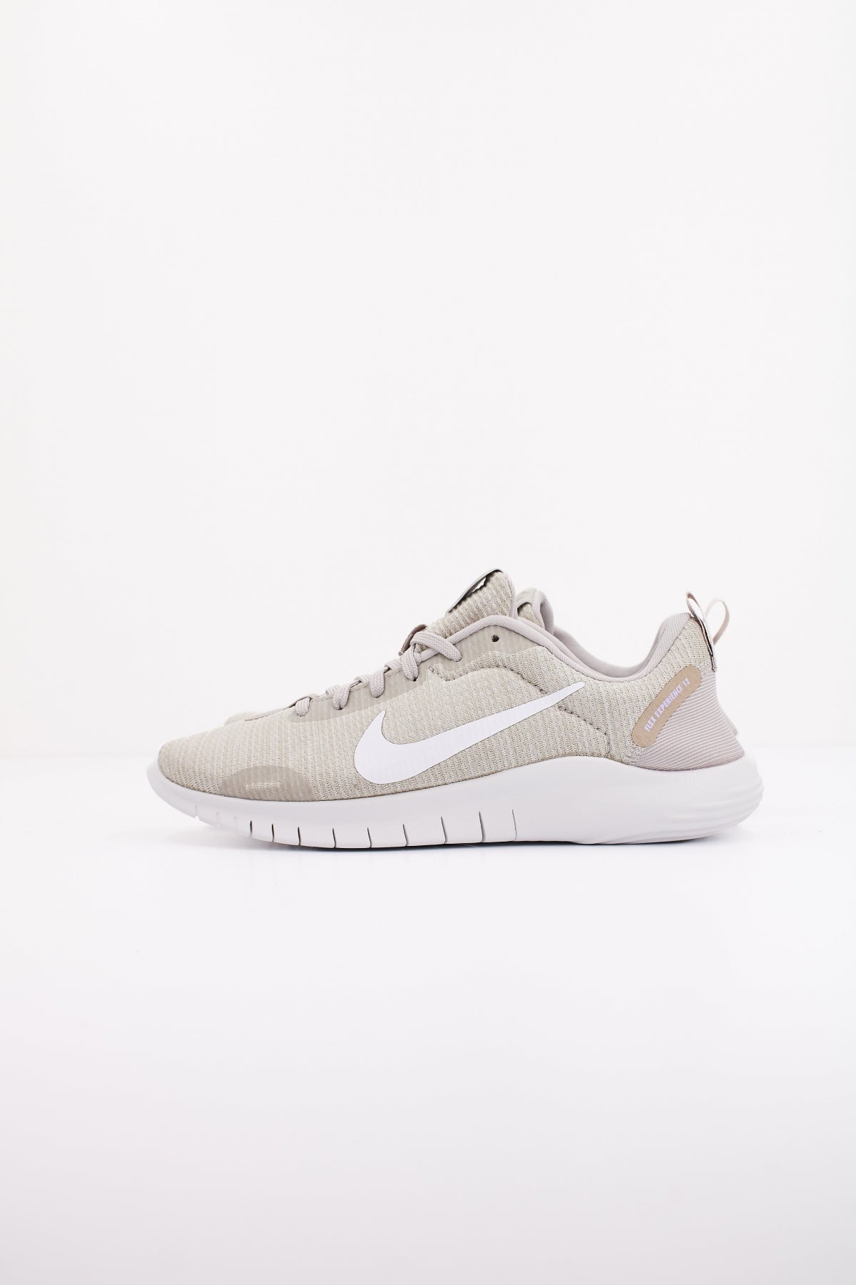 NIKE FLEX EXPERIENCE RN  en color GRIS  (1)