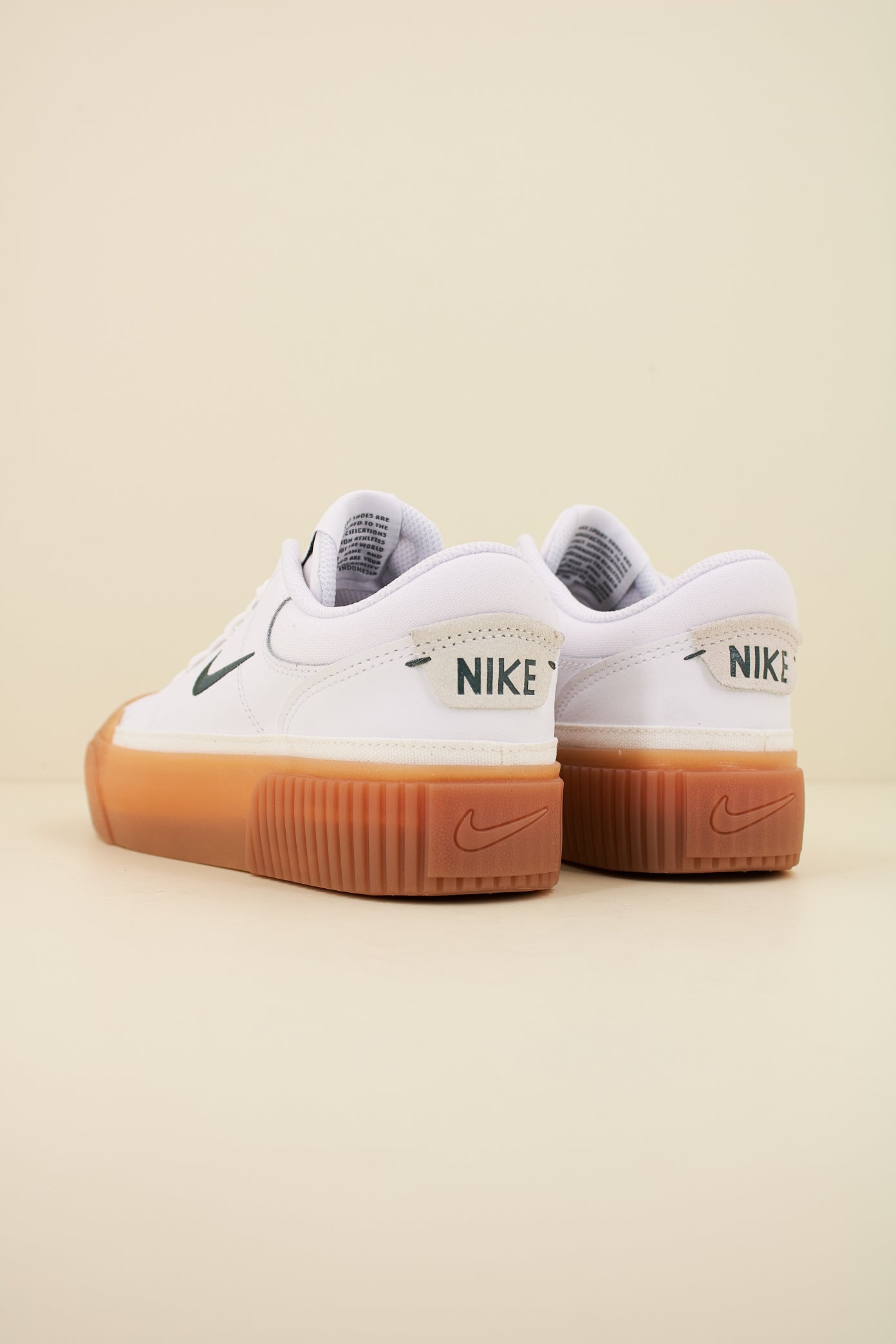 NIKE COURT LEGACY LIFT en color BLANCO  (3)