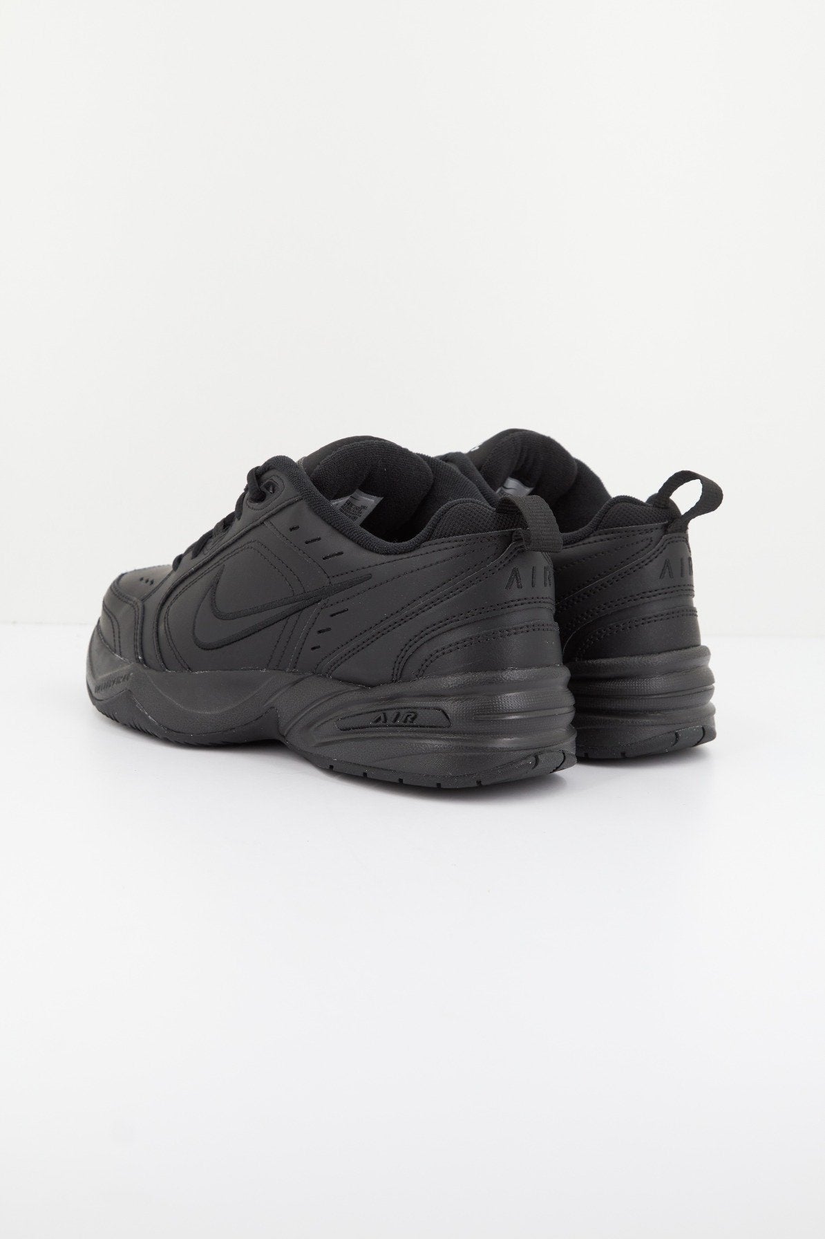 NIKE AIR MONARCH IV en color NEGRO  (3)