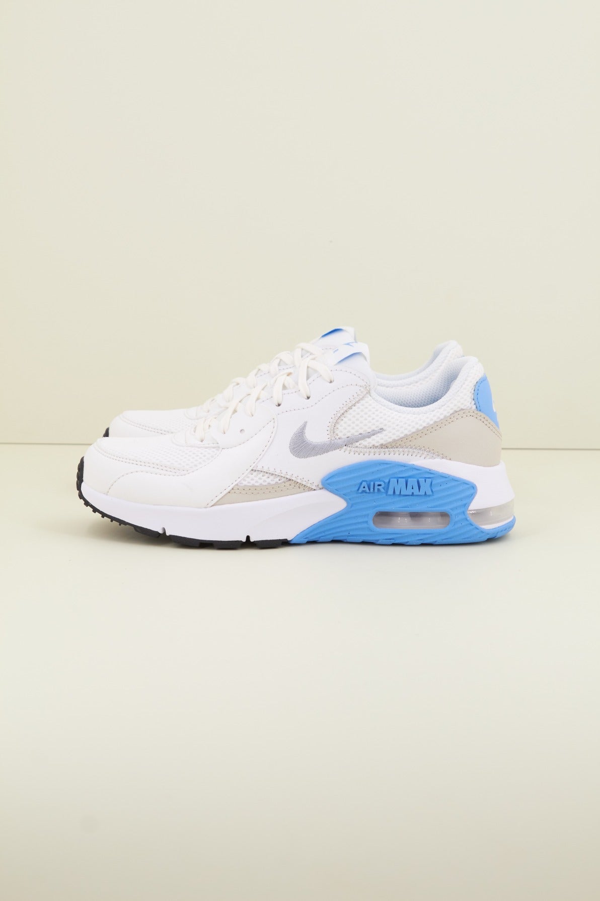 NIKE AIR MAX EXCEE en color BLANCO  (1)