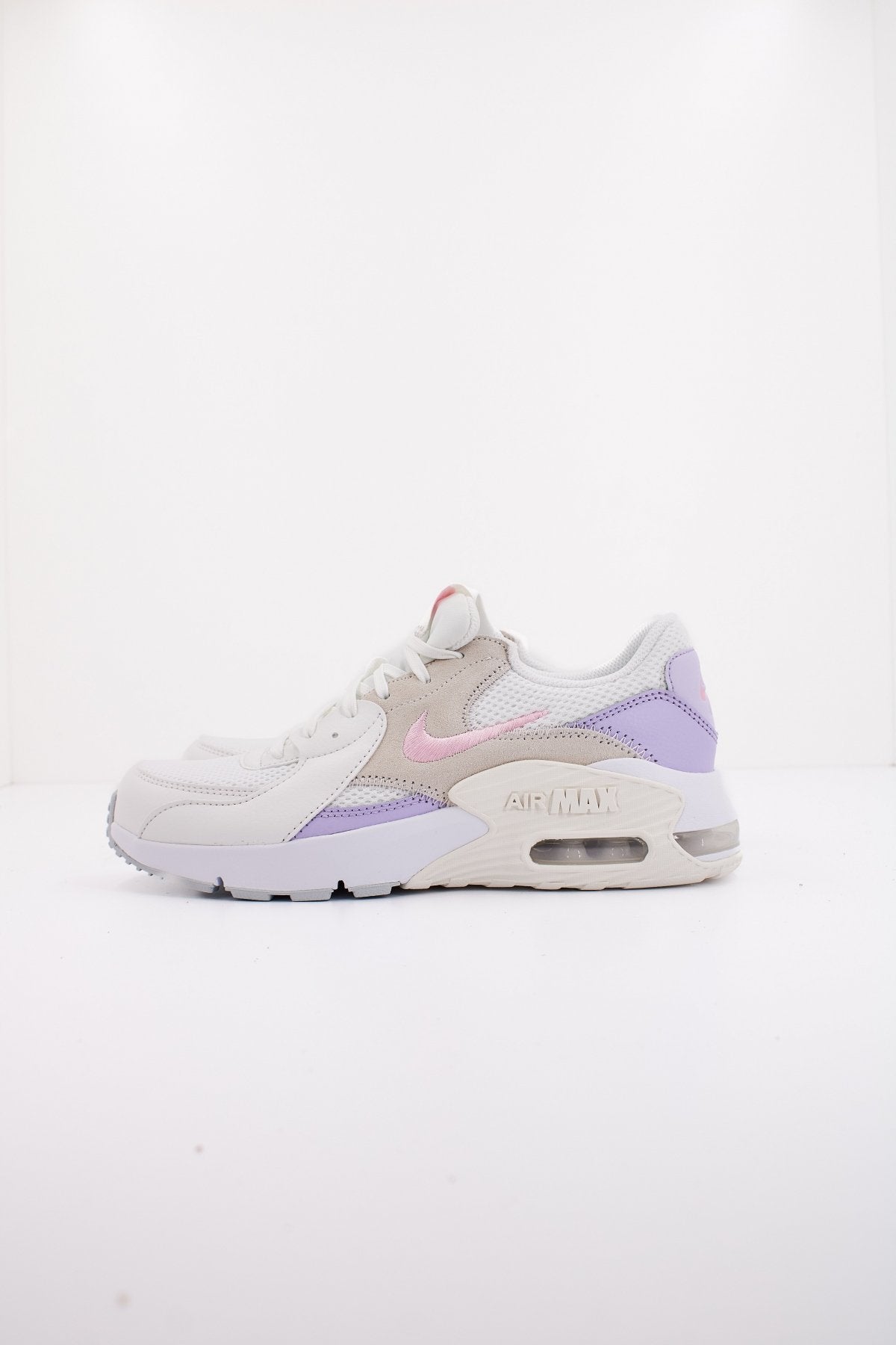 NIKE MAX EXCEEE en color BLANCO  (1)