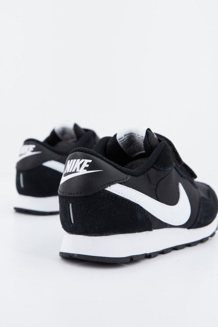 NIKE MD VALIANT en color NEGRO  (3)