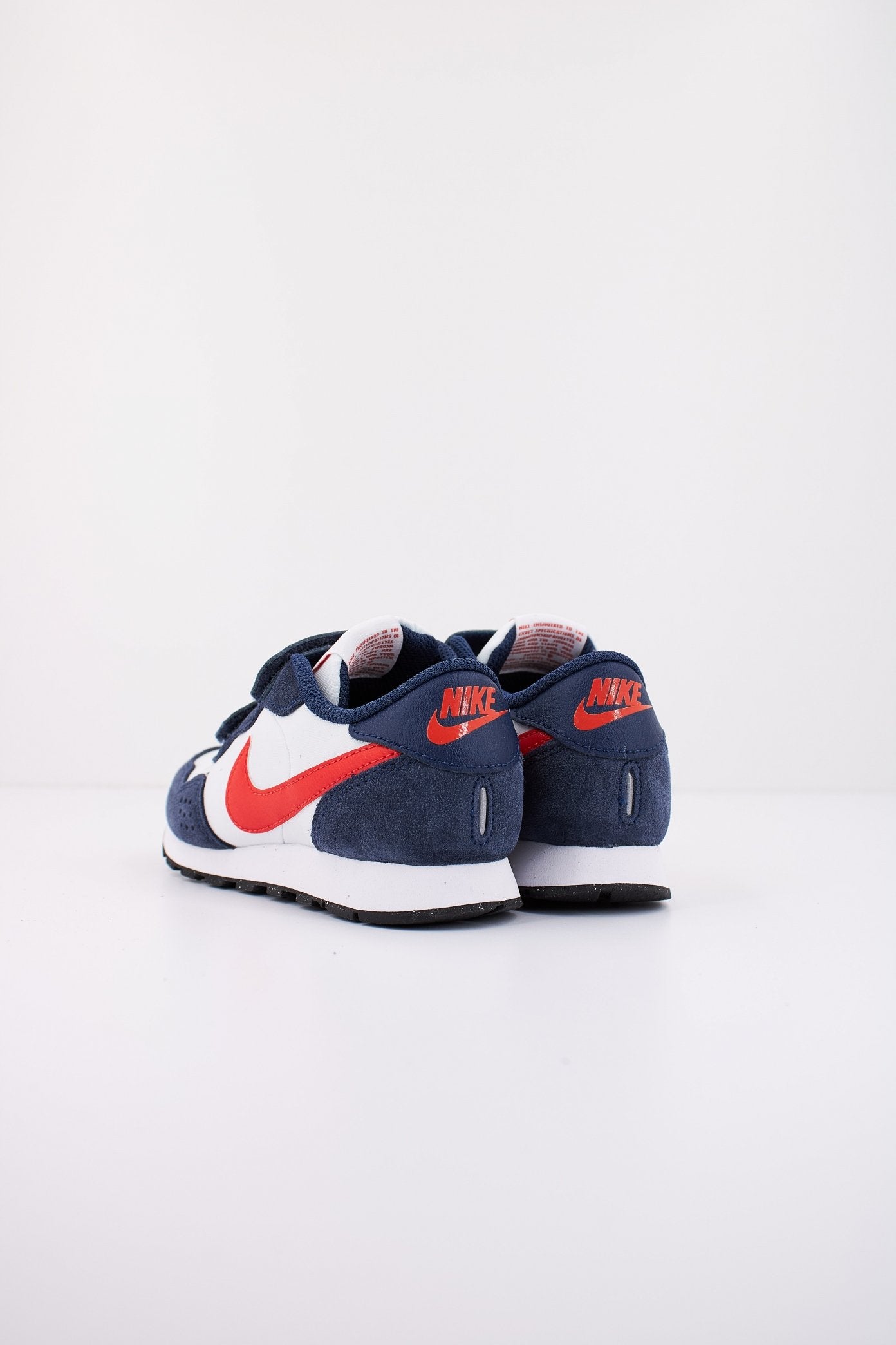 NIKE MD VALIANT LITTLE KIDS' en color AZUL  (3)