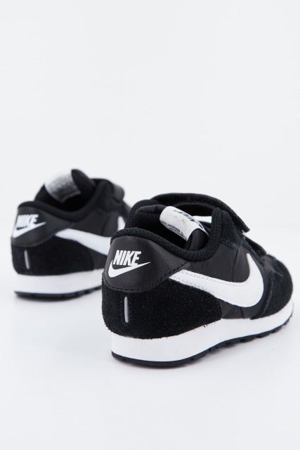 NIKE MD VALIANT en color NEGRO  (3)