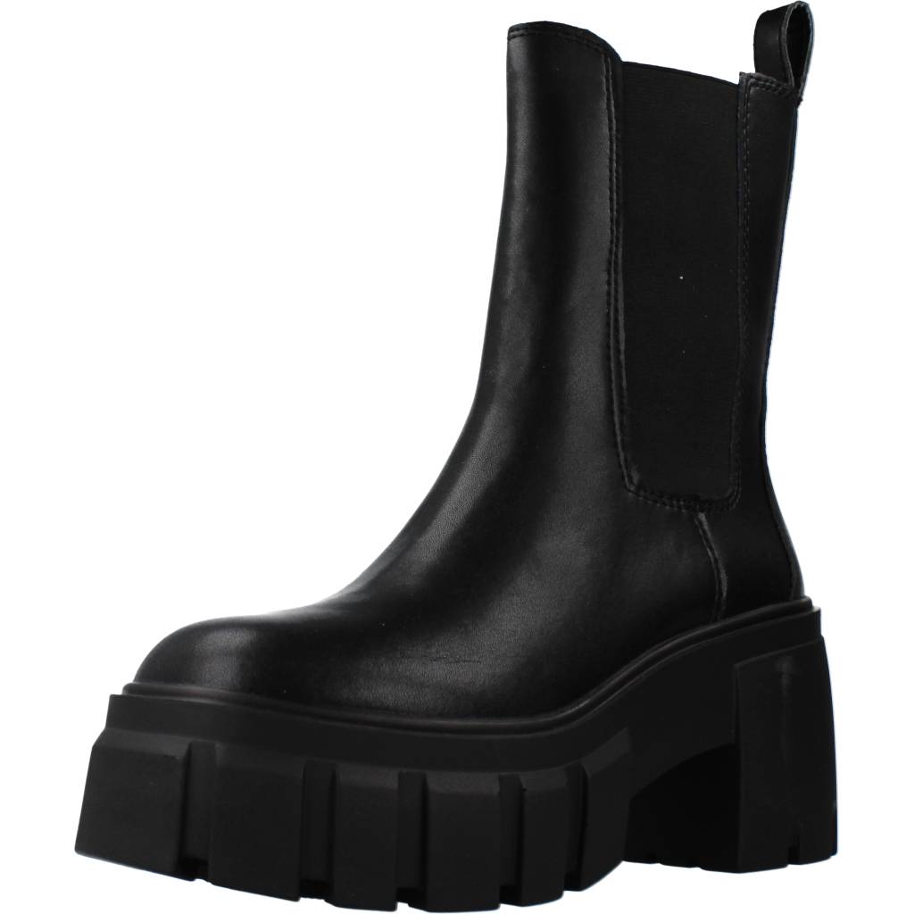 STEVE MADDEN BALLISTIC en color NEGRO  (1)