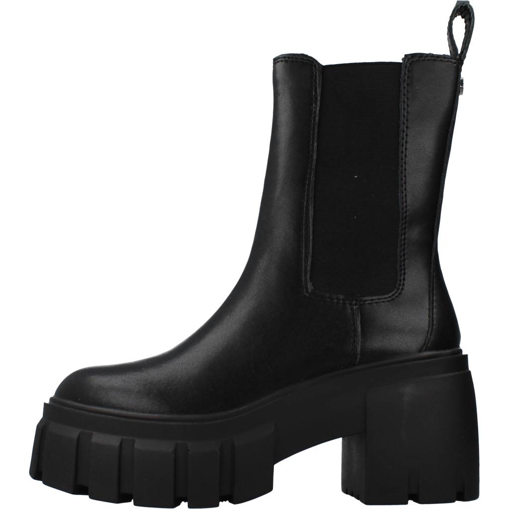 STEVE MADDEN BALLISTIC en color NEGRO  (2)