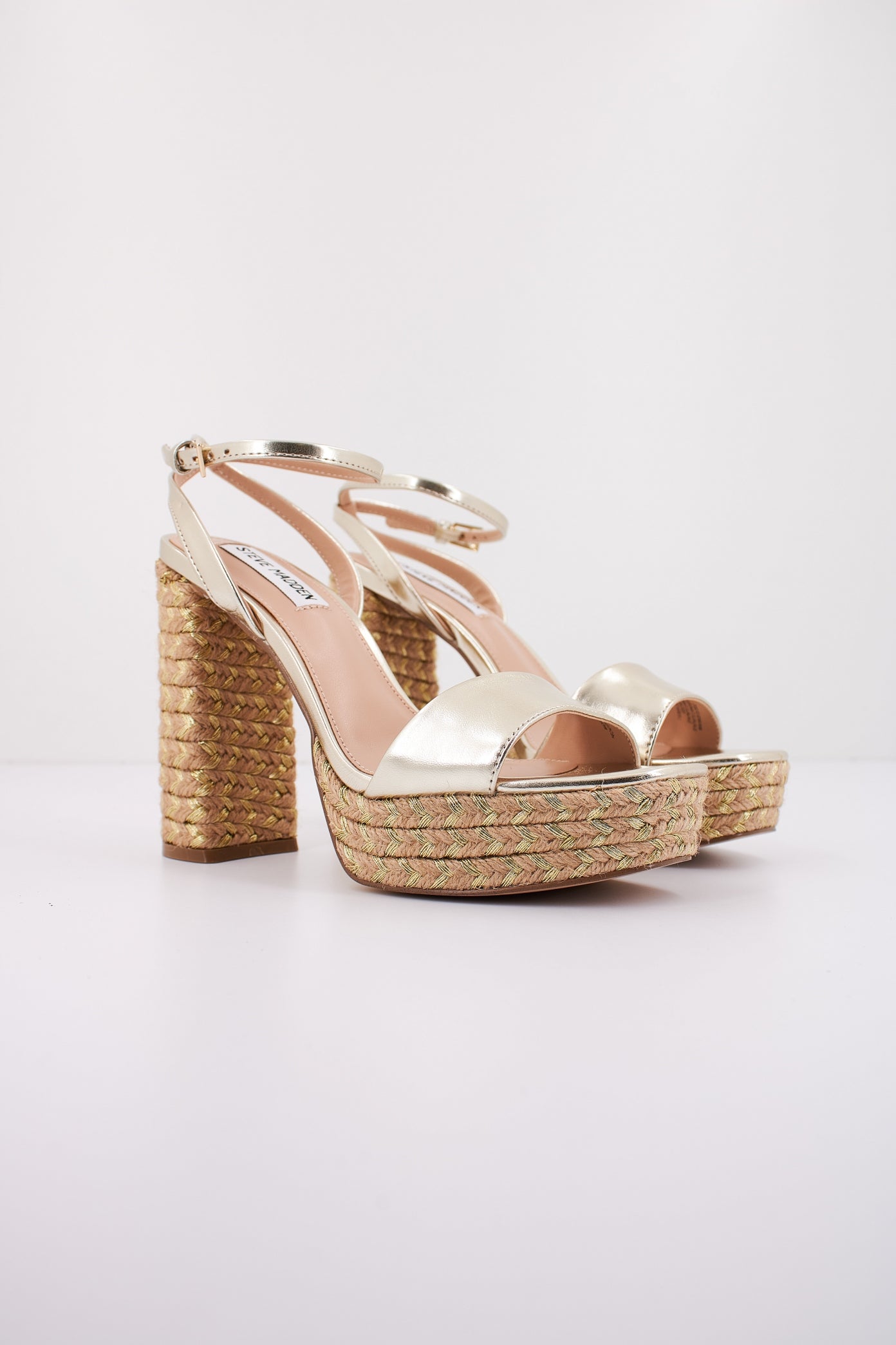 STEVE MADDEN LIVID  en color ORO  (2)