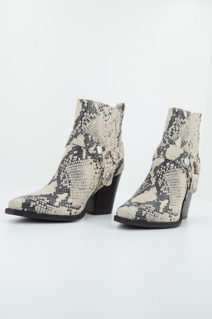 STEVE MADDEN UNO  en color ANIMAL PRINT  (3)