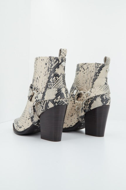 STEVE MADDEN UNO  en color ANIMAL PRINT  (4)