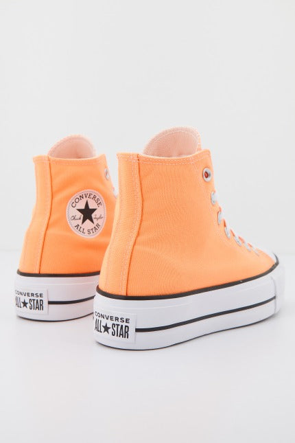 CONVERSE CHUCK TAYLOR ALL STAR HI LIFT en color NARANJA  (4)