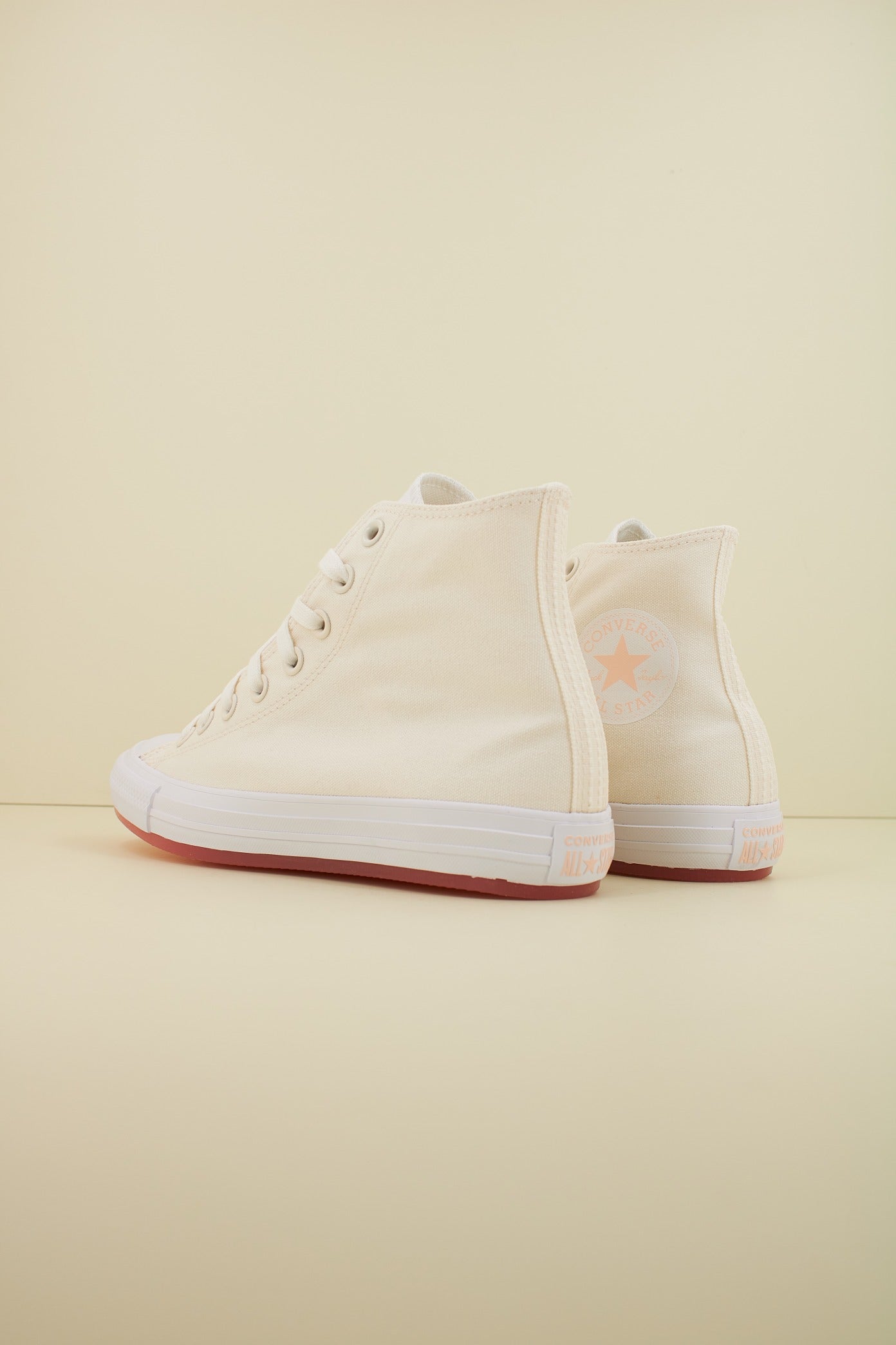 CONVERSE CHUCK TAYLOR ALL STAR HI en color BEIS  (3)