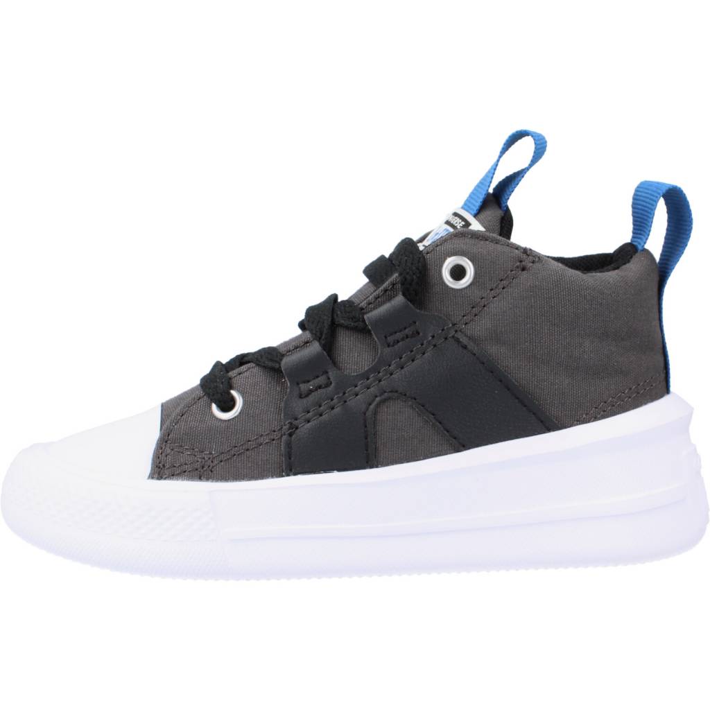 CONVERSE CHUCK TAYLOR ALL STAR ULTRA MID STORM en color NEGRO  (2)