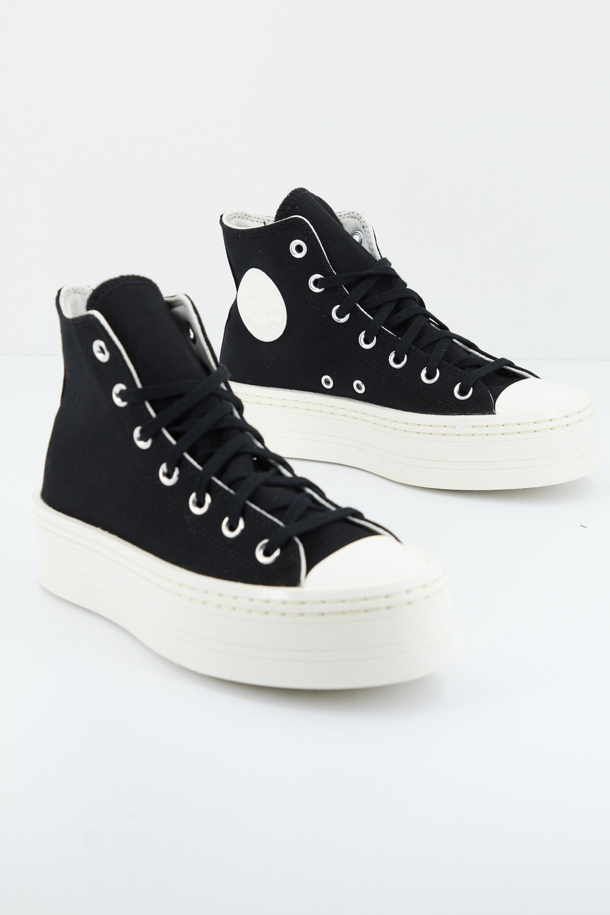 CONVERSE CHUCK TAYLOR ALL STAR MODERNLIFT HI en color NEGRO  (2)