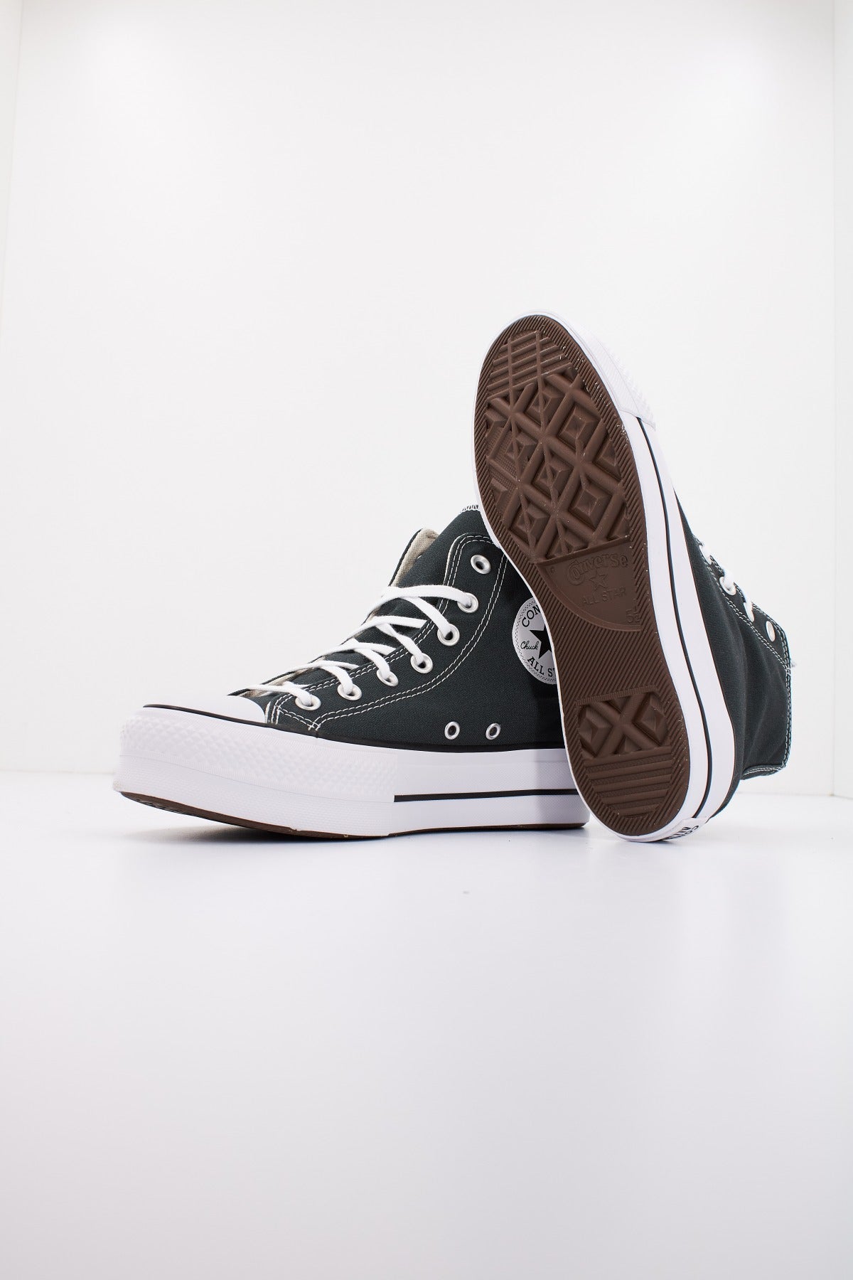 CONVERSE COLOR PLATFORM CHUCK TAYLOR ALL STAR en color NEGRO  (4)