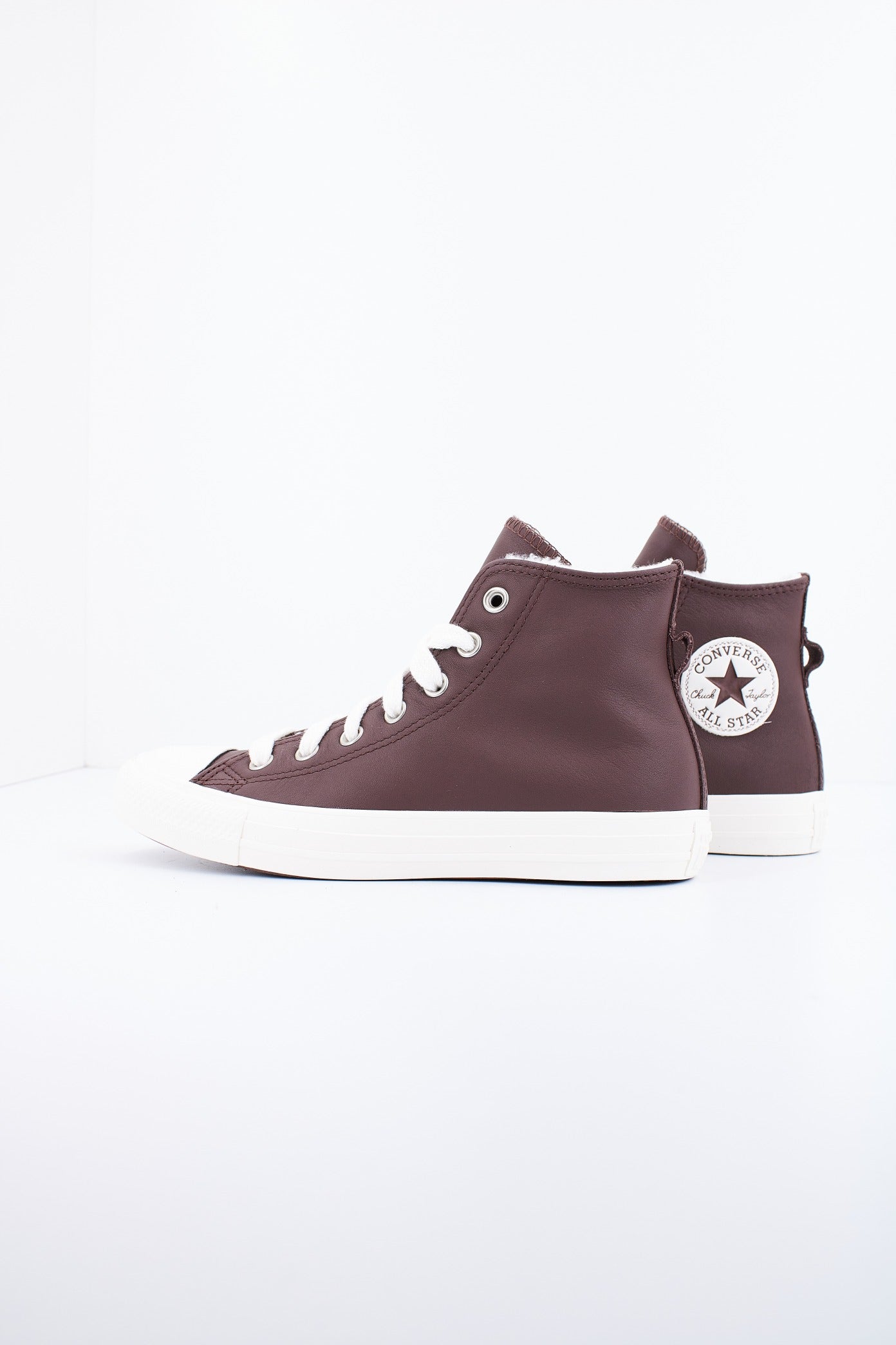 CONVERSE CHUCK TAYLOR ALL STAR HI en color MARRON  (1)