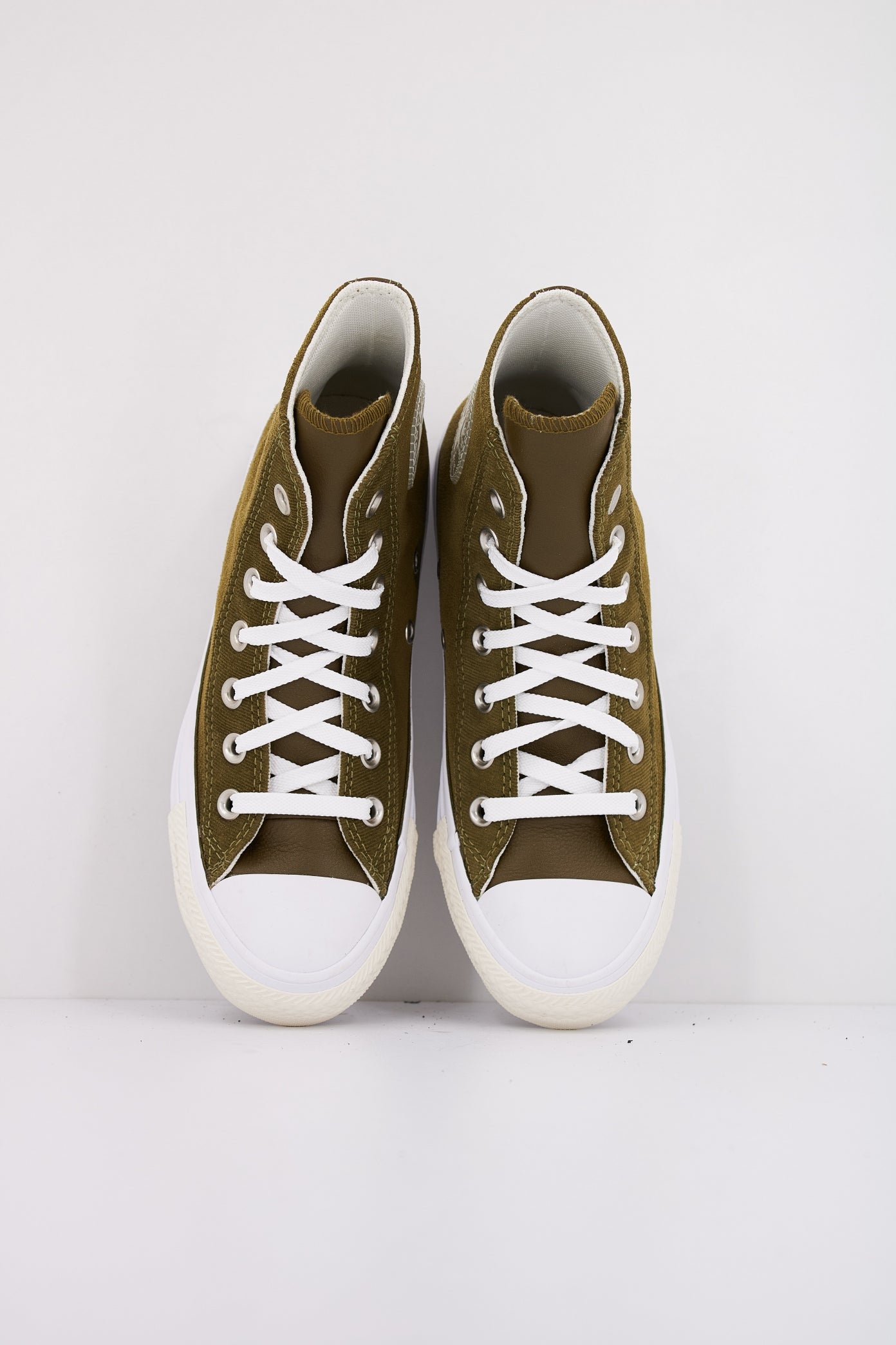 CONVERSE CHUCK TAYLOR ALL STAR HI en color VERDE  (3)