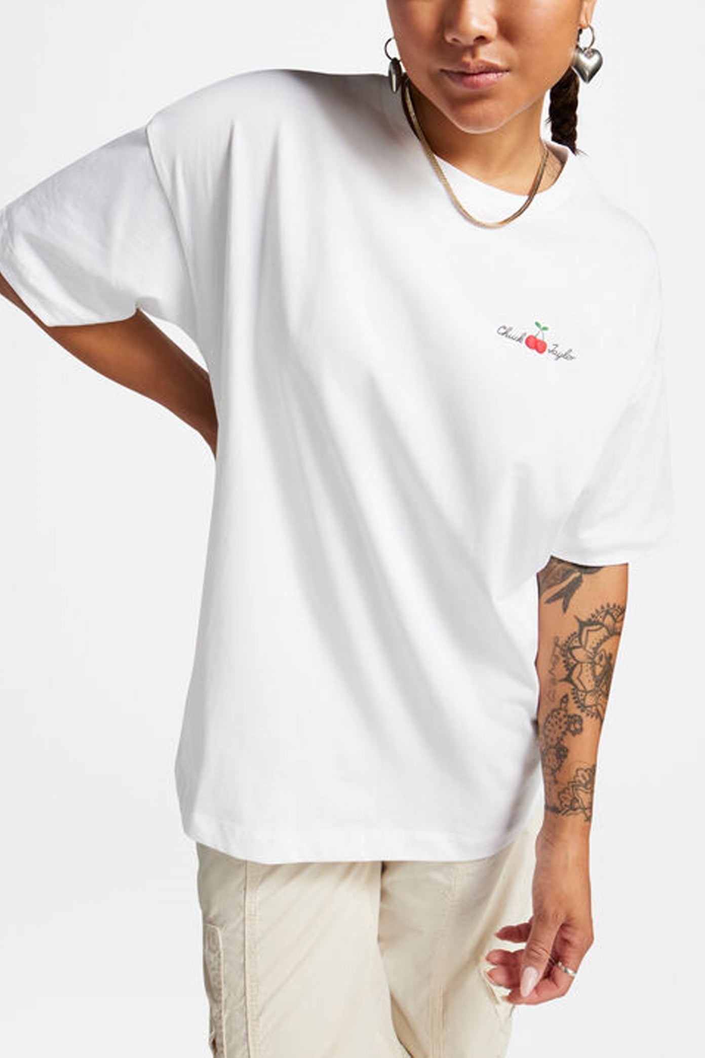 CONVERSE OVERSIZED CHERRY T-SHIRT en color BLANCO  (2)