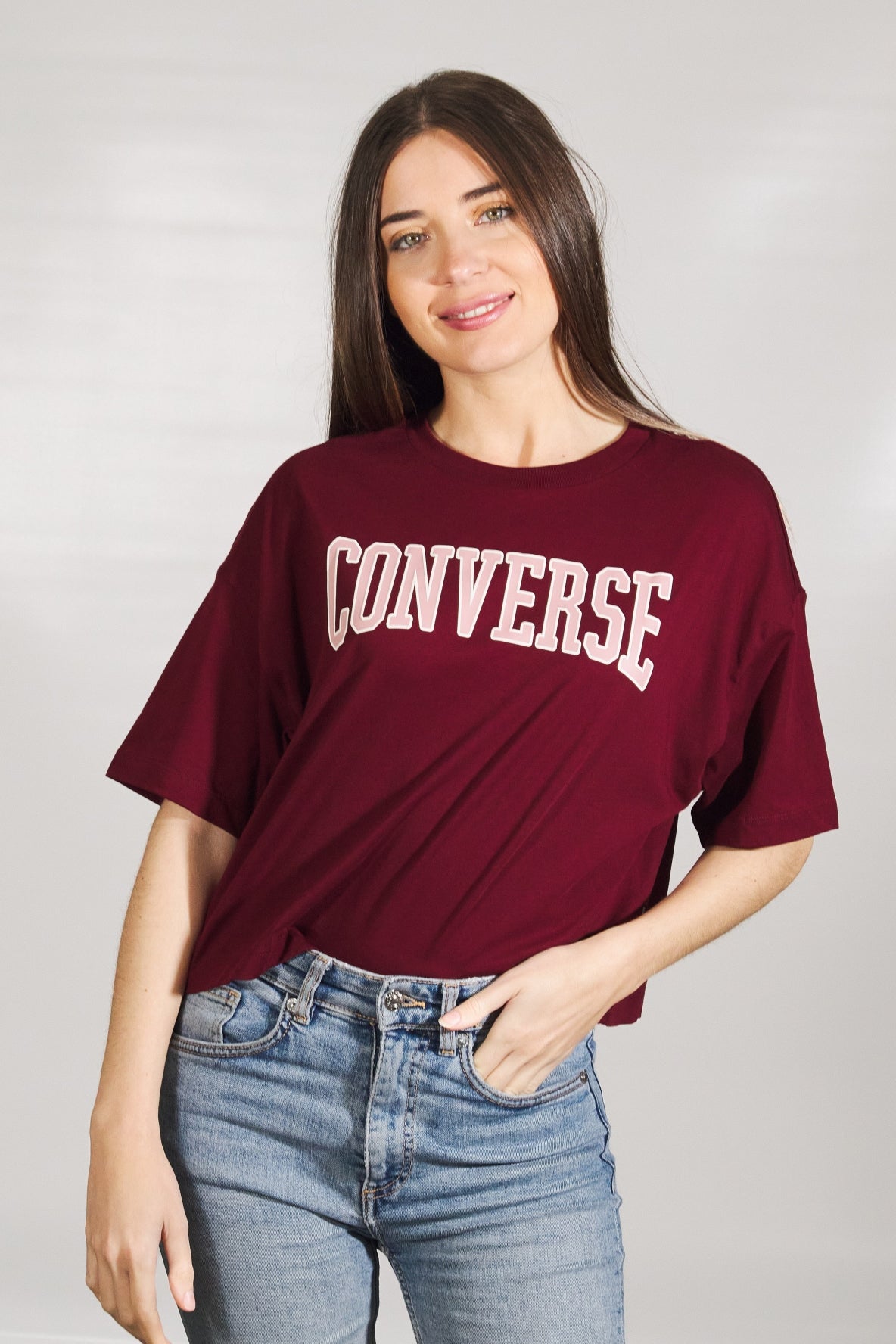 CONVERSE  BOXY TEE en color BURDEOS  (2)