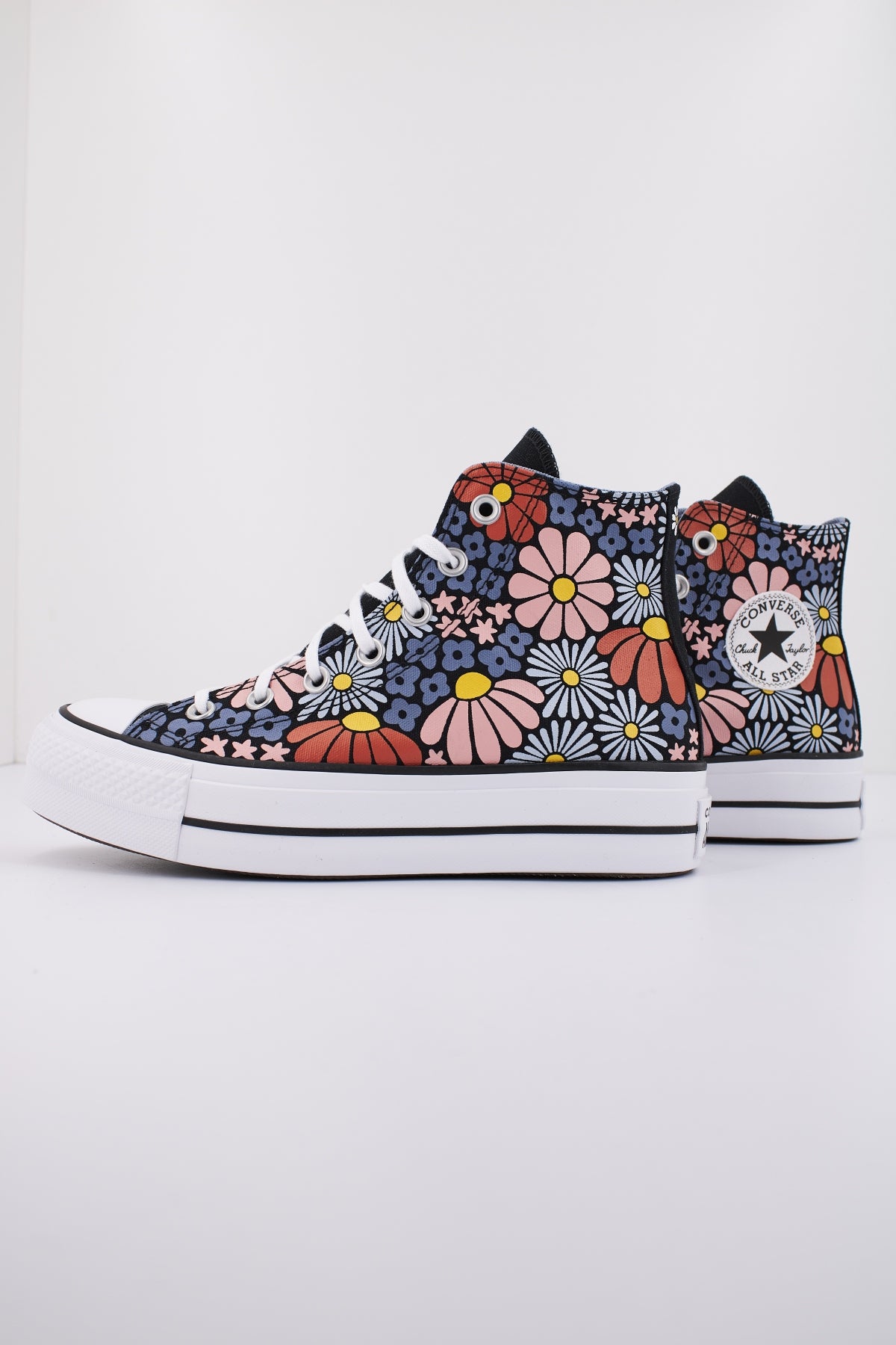 CONVERSE CHUCK TAYLOR ALL STAR LIFT HI en color FLORAL  (1)