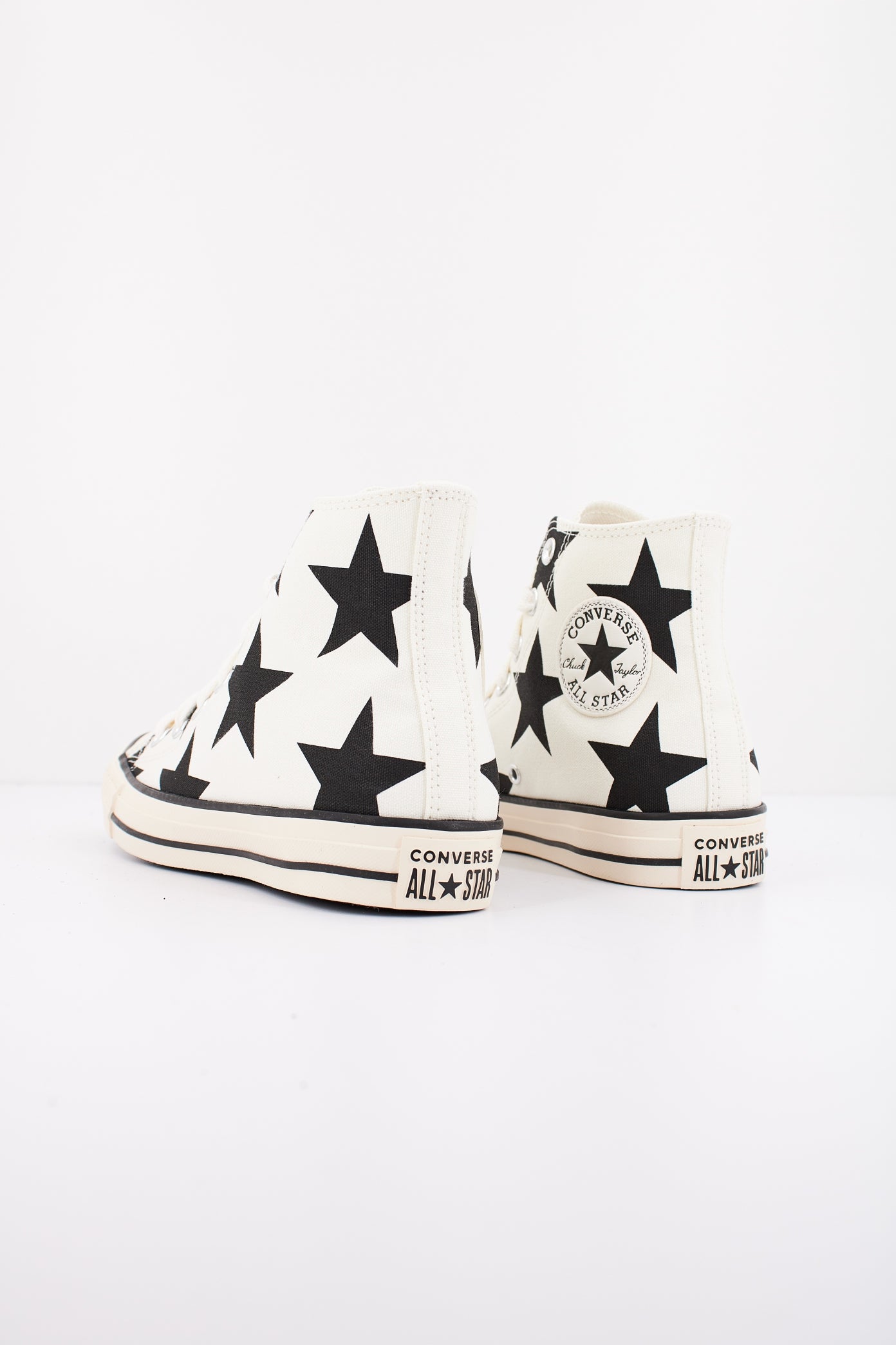 CONVERSE CHUCK TAYLOR ALL STAR LARGE STARS en color BLANCO  (3)