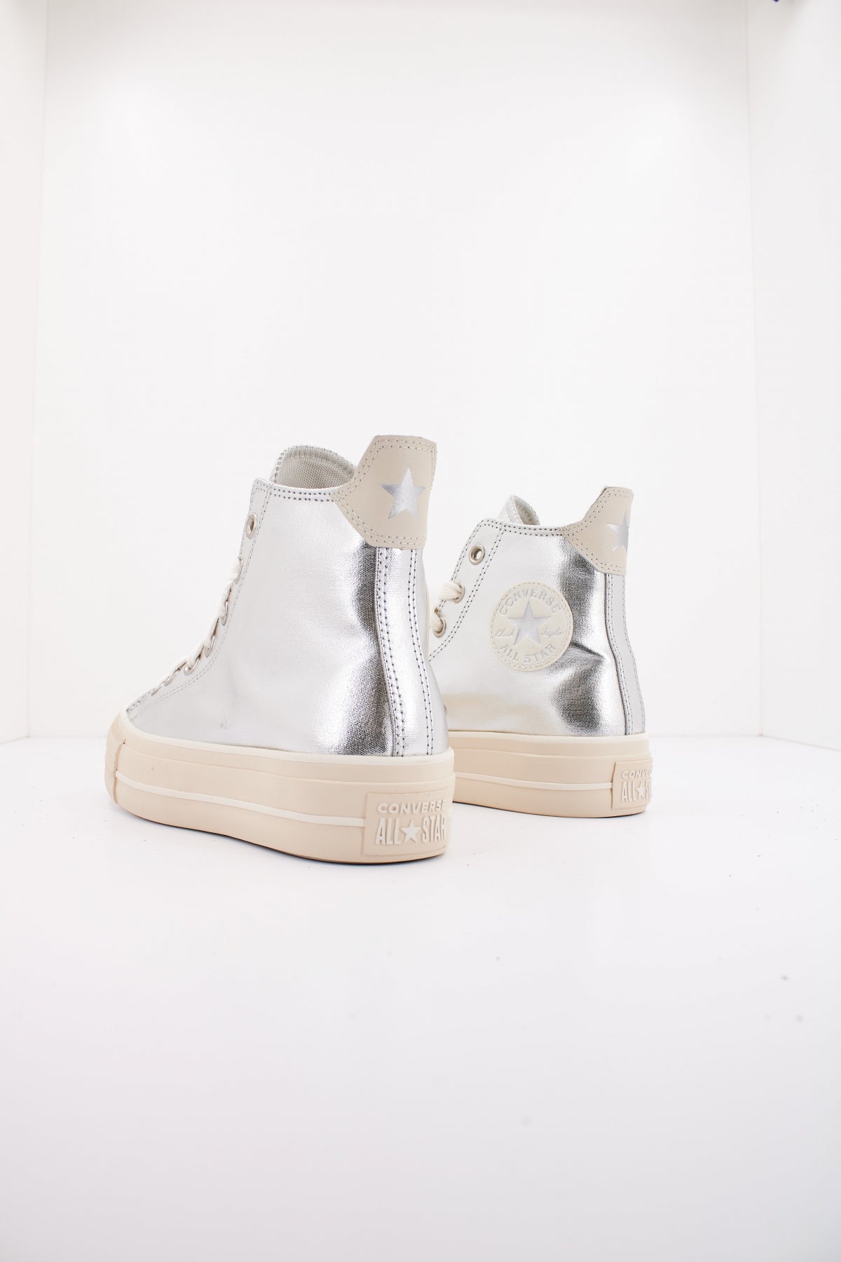 CONVERSE CHUCK TAYLOR ALL STAR LIFT PLATFORM METALLIC en color PLATA  (3)