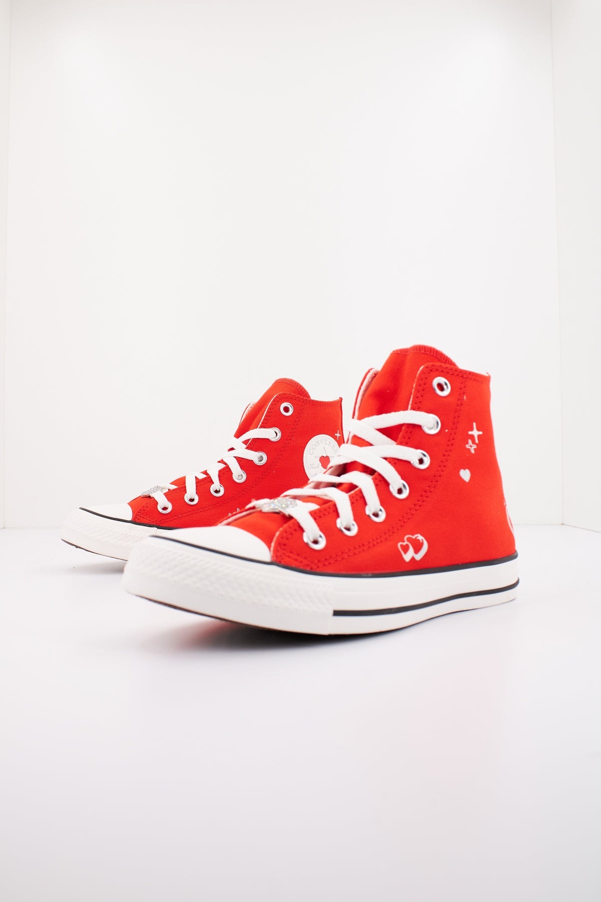 CONVERSE CHUCK TAYLOR ALL STAR YK HEART en color ROJO  (2)