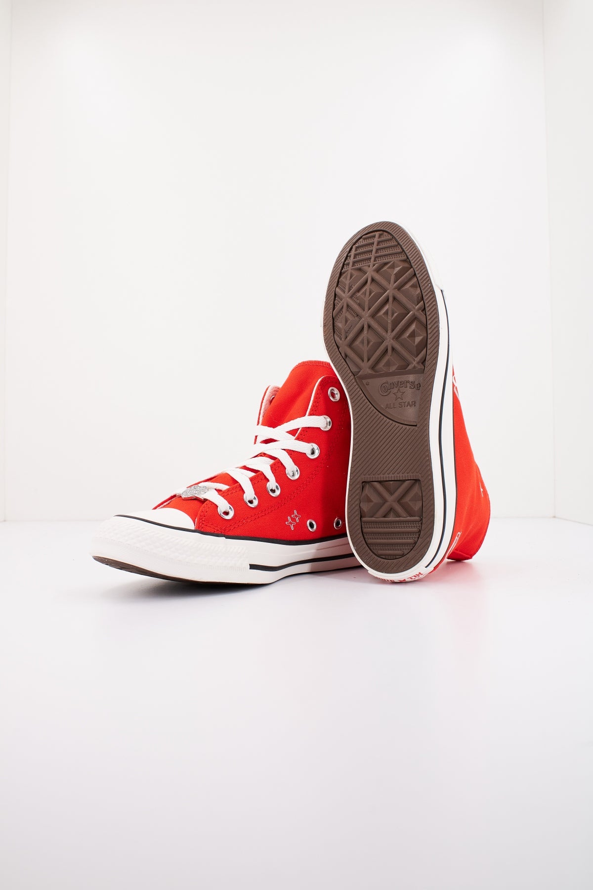 CONVERSE CHUCK TAYLOR ALL STAR YK HEART en color ROJO  (4)