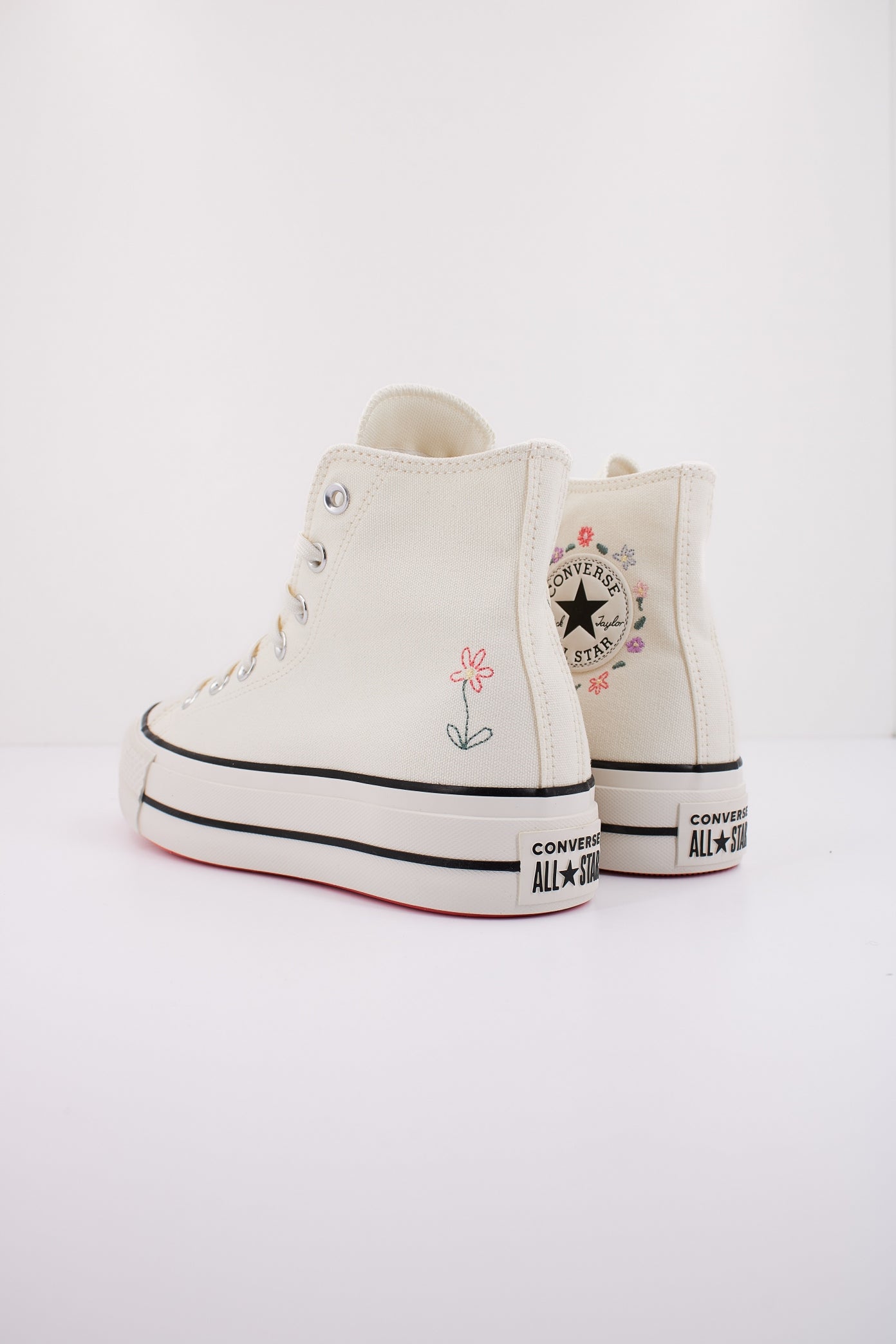 CONVERSE  CHUCK TAYLOR ALL STAR LIFT PLATFORM LITTLE FLOWERS en color BLANCO  (4)