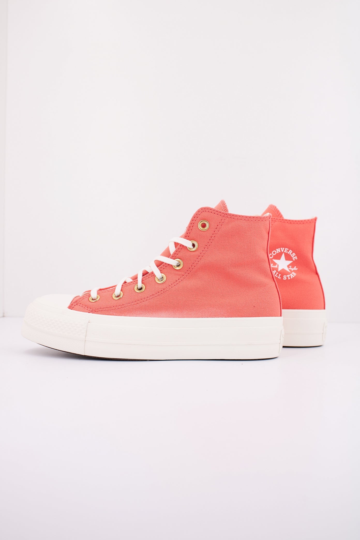 CONVERSE CHUCK TAYLOR ALL STAR LIFT HI en color ROSA  (1)