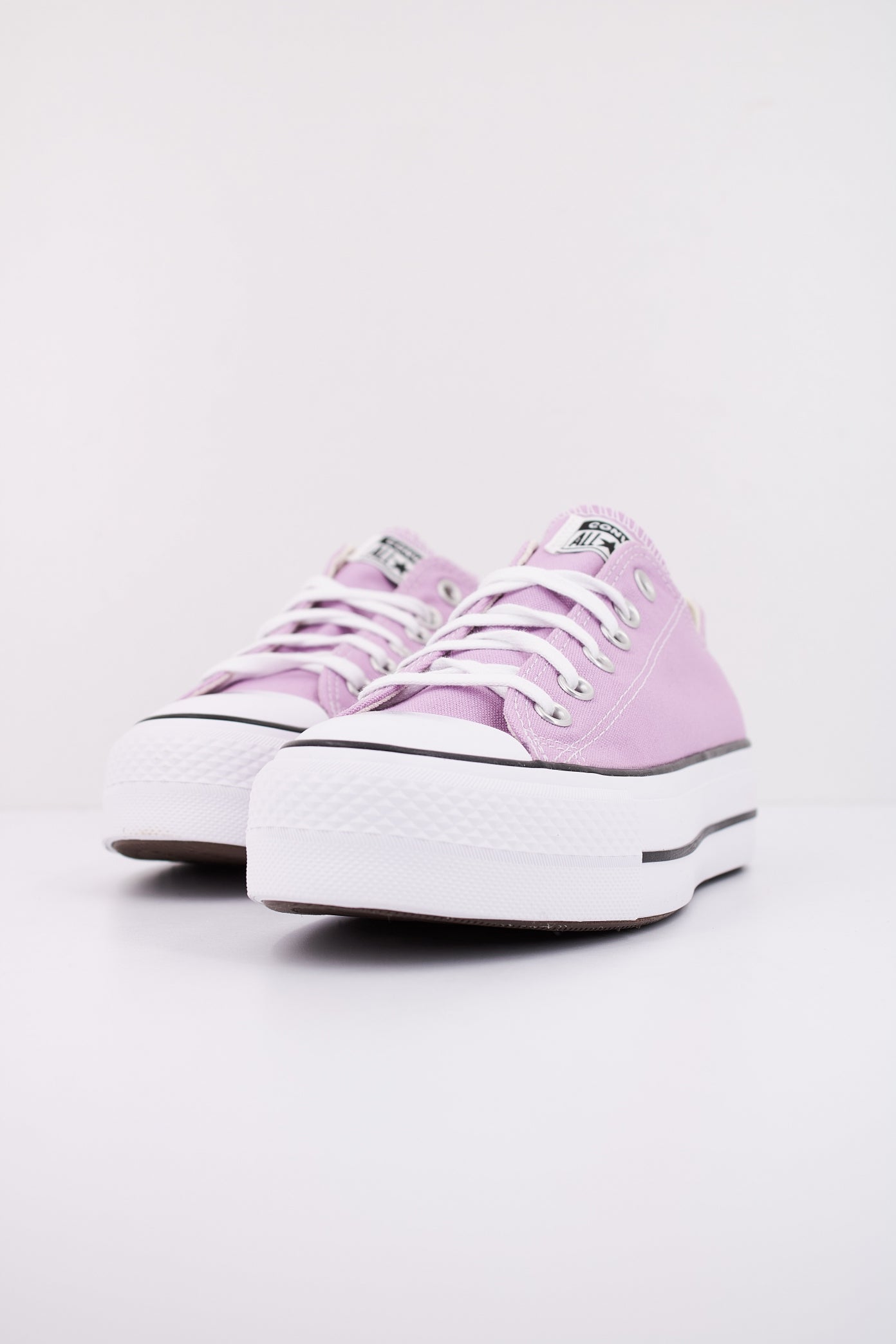 CONVERSE CHUCK TAYLOR ALL STAR LIFT OX en color ROSA  (2)