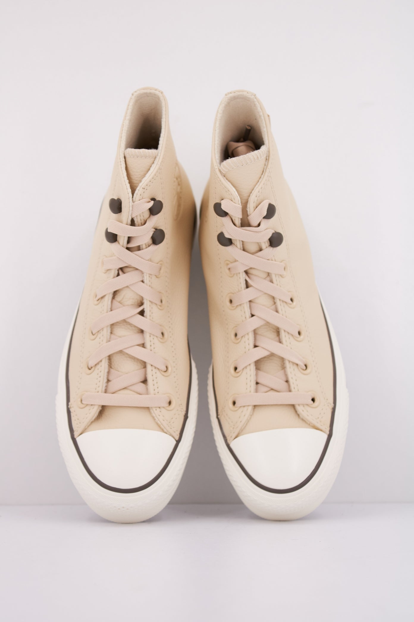 CONVERSE CHUCK TAYOR ALL STAR LIFT PLATFORM WEATHERIZED LEATHER en color BEIS  (3)