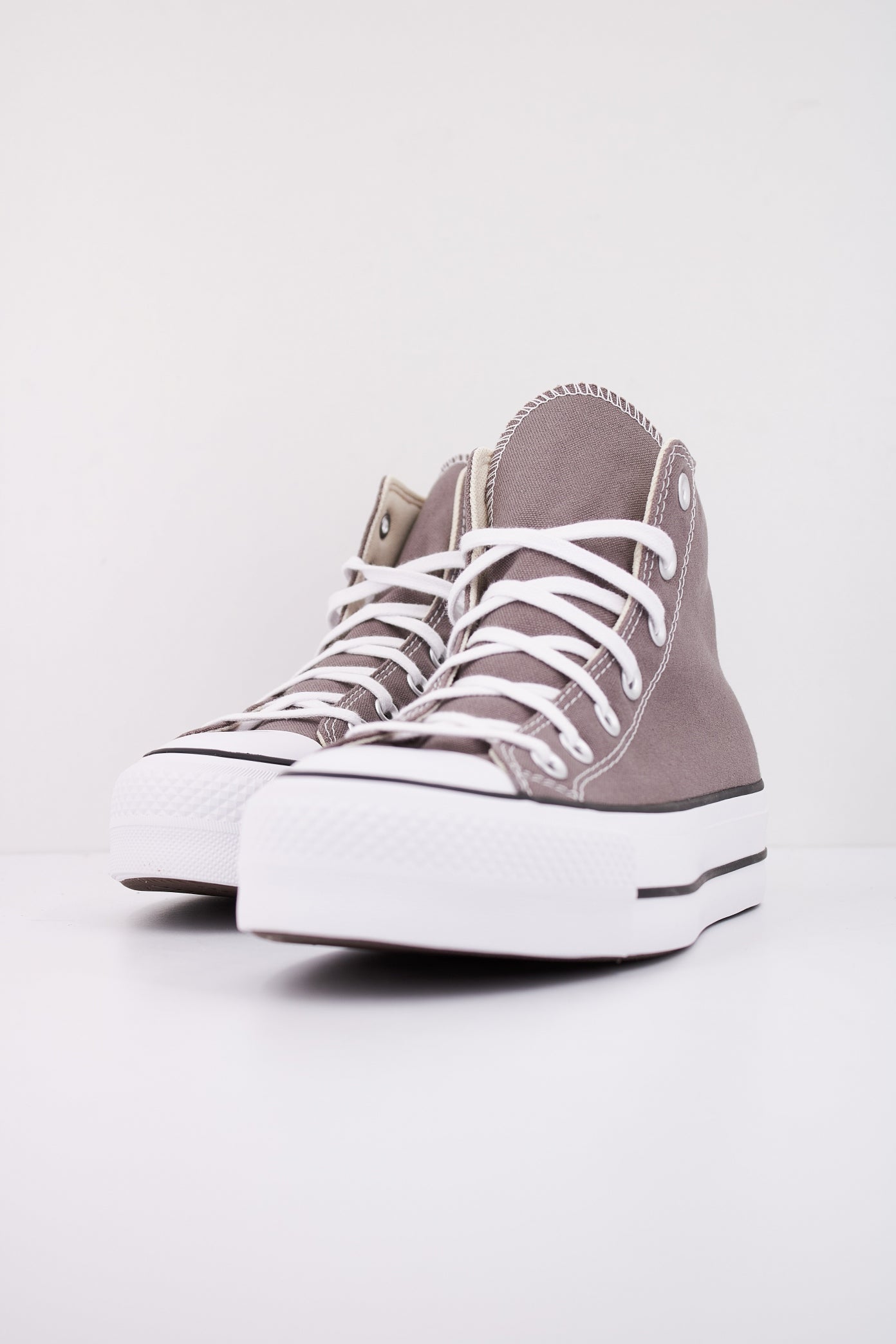 CONVERSE CHUCK TAYLOR ALL STAR LIFT HI en color MARRON  (2)