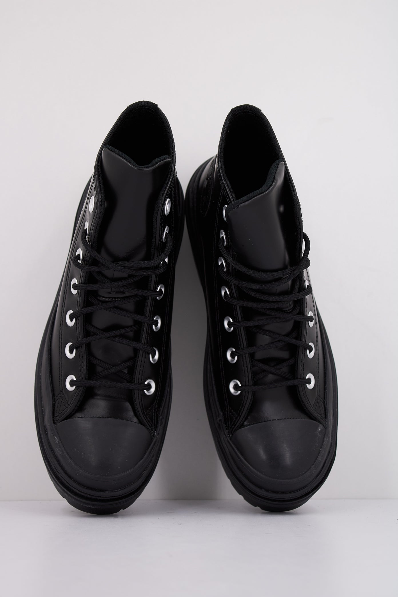 CONVERSE CHUCK TAYLOR ALL STAR LUGGED HEEL LEATHER PLATFORM en color NEGRO  (3)