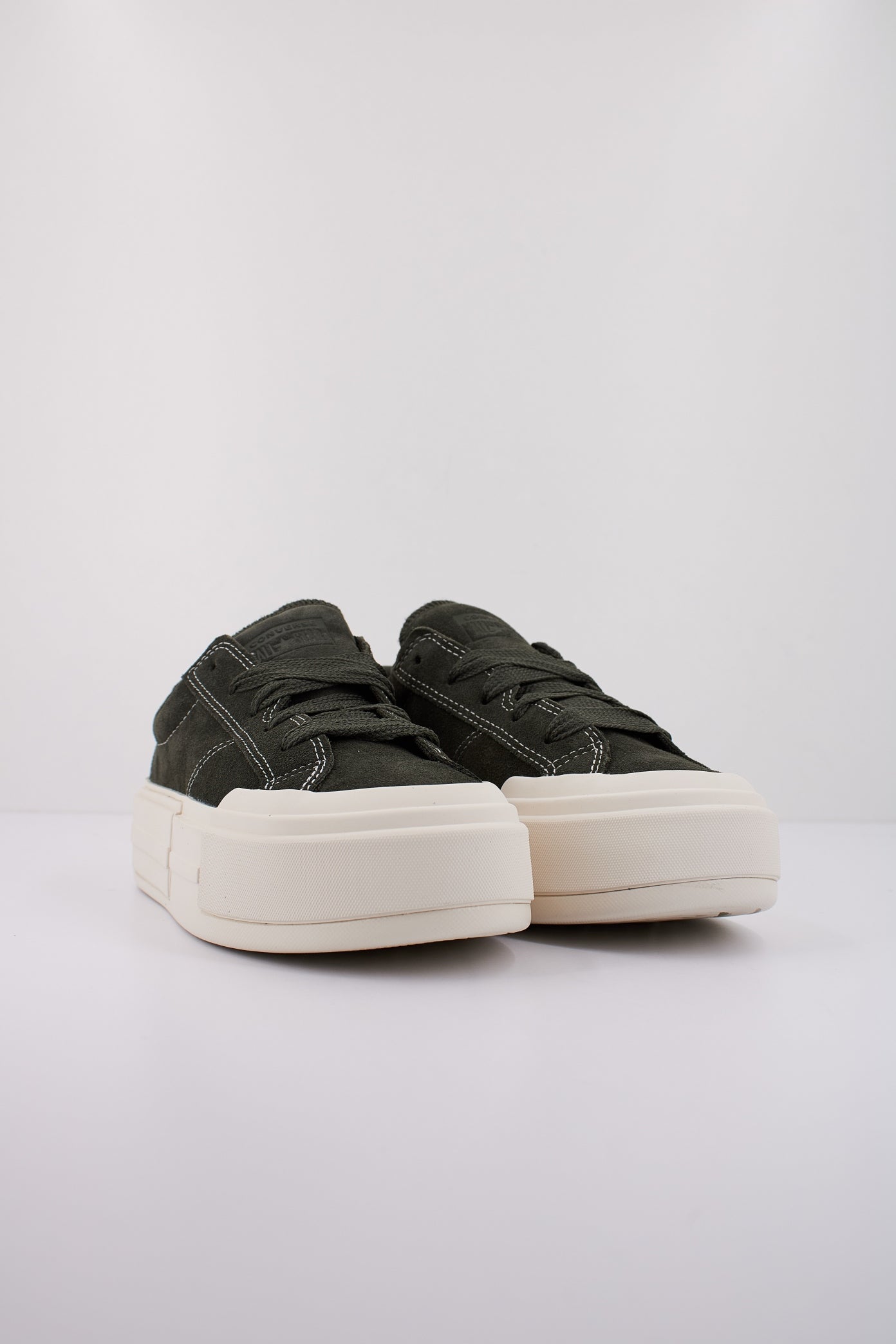 CONVERSE Converse Cruise Suede en color VERDE  (2)