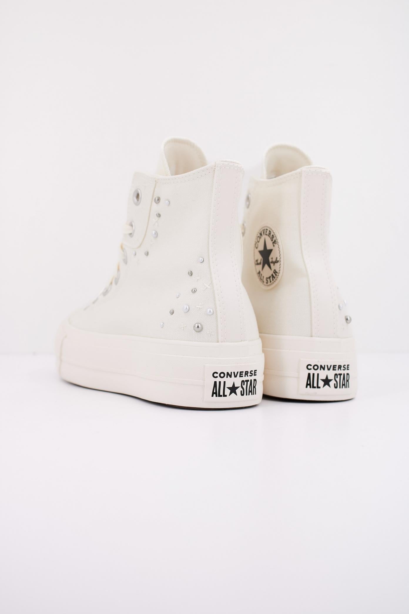 CONVERSE CTAS LIFT HI en color BLANCO  (4)