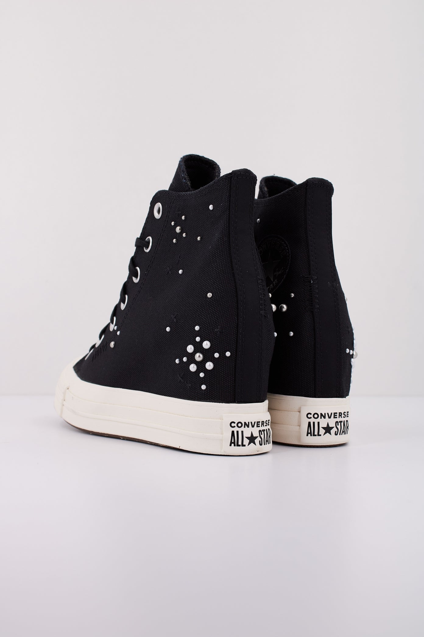 CONVERSE CHUCK TAYLOR ALL STAR WEDGE PLATFORM PEARLS & STUDS en color NEGRO  (4)