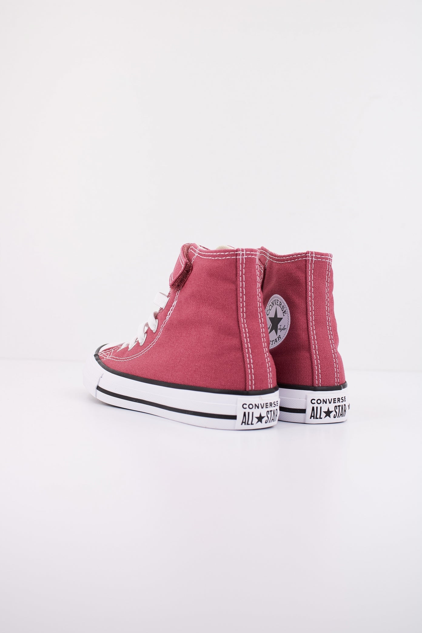 CONVERSE CTAS V HI en color ROJO  (4)