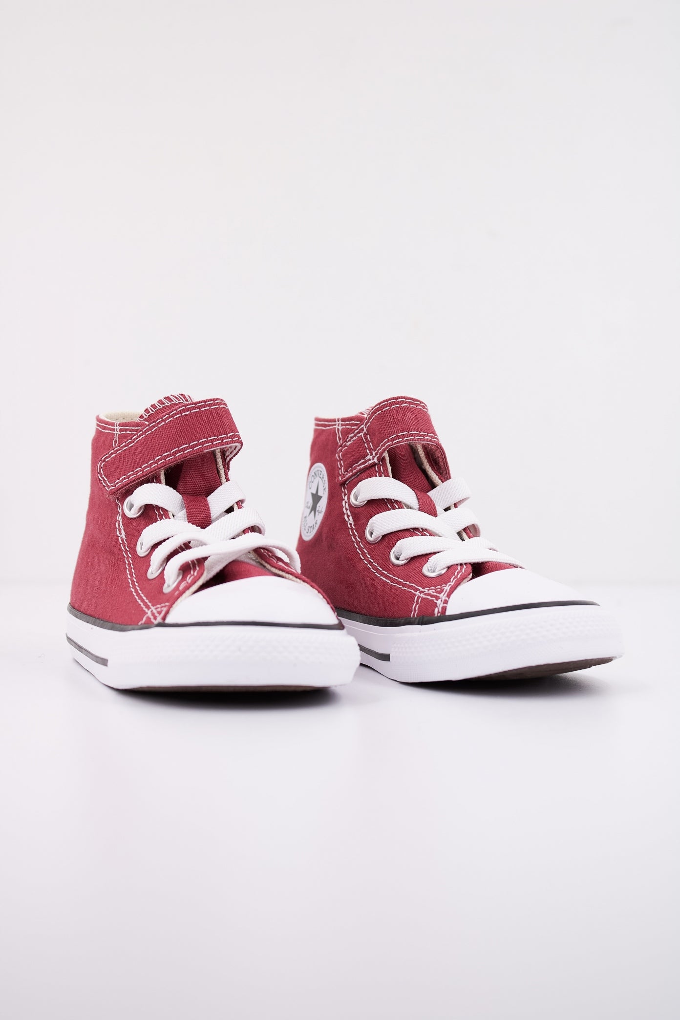 CONVERSE CTAS V HI en color ROJO  (2)