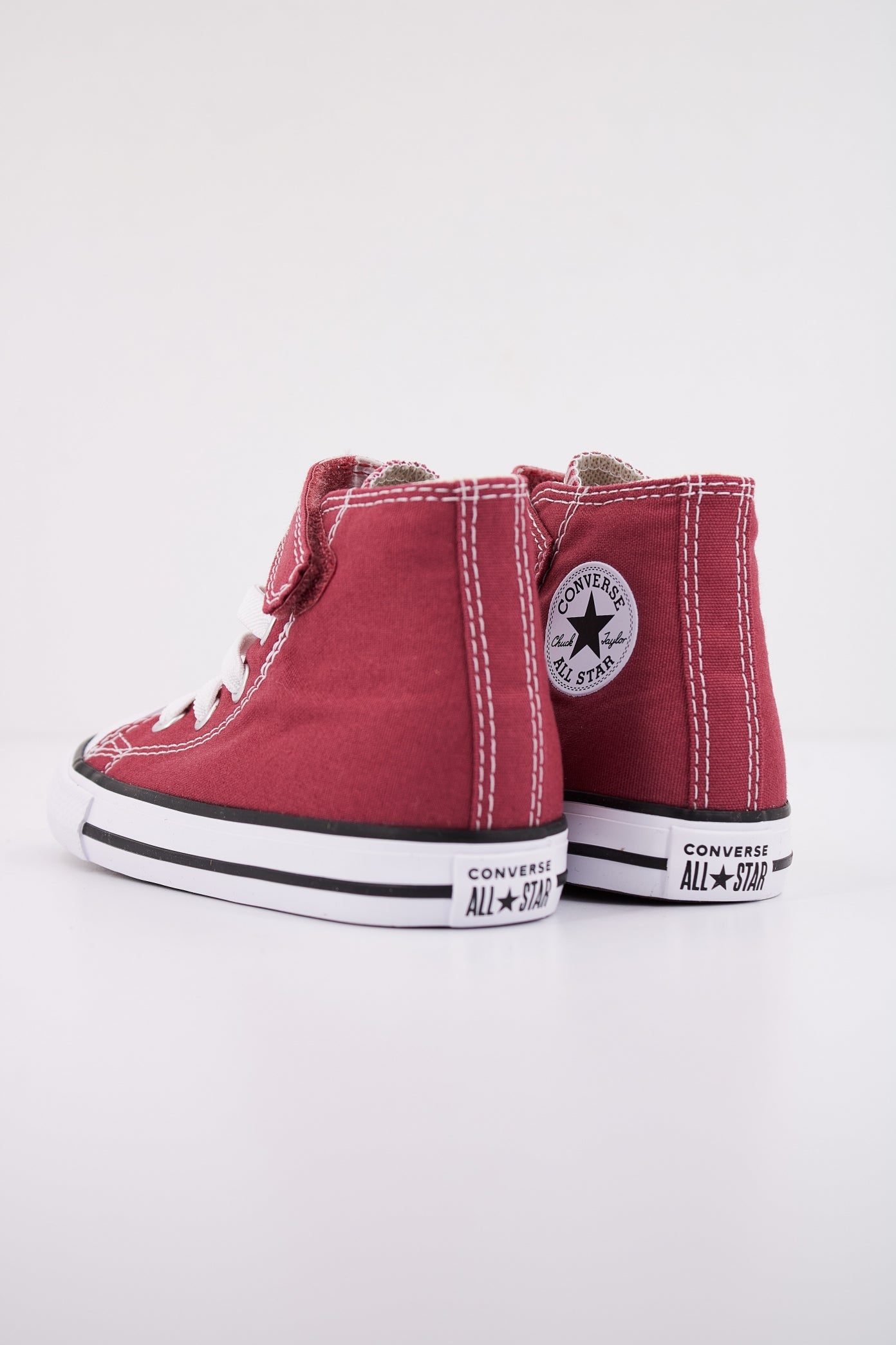 CONVERSE CTAS V HI en color ROJO  (4)