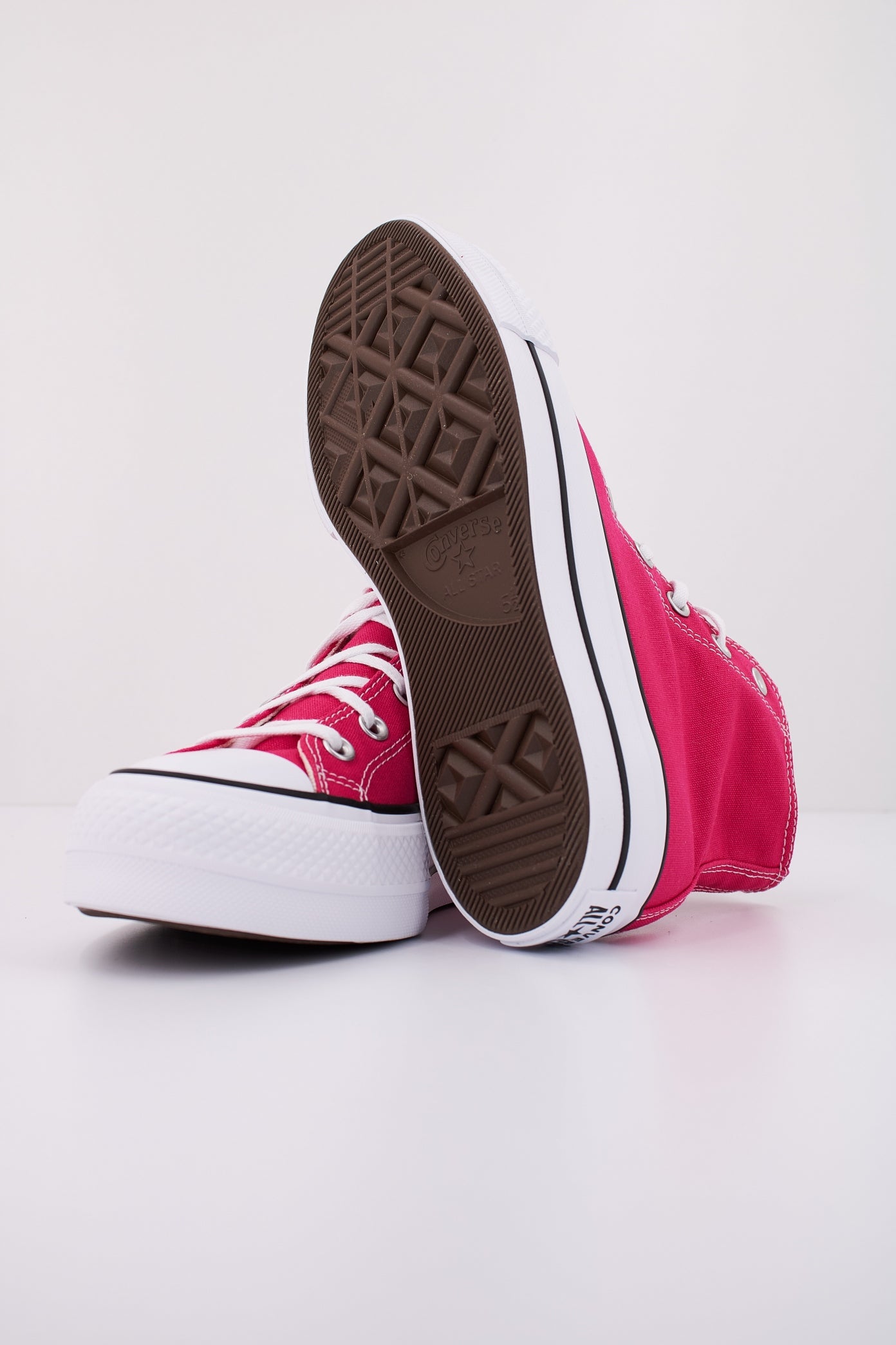 CONVERSE CHUCK TAYLOR ALL STAR LIFT en color ROSA  (5)