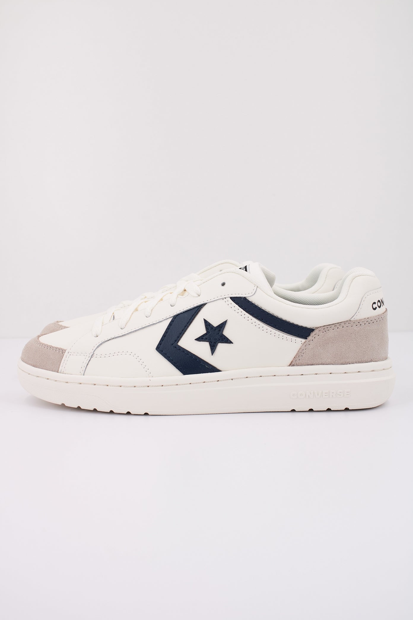 CONVERSE PRO BLAZE CLASSIC LEATHER&SUEDE en color BLANCO  (1)