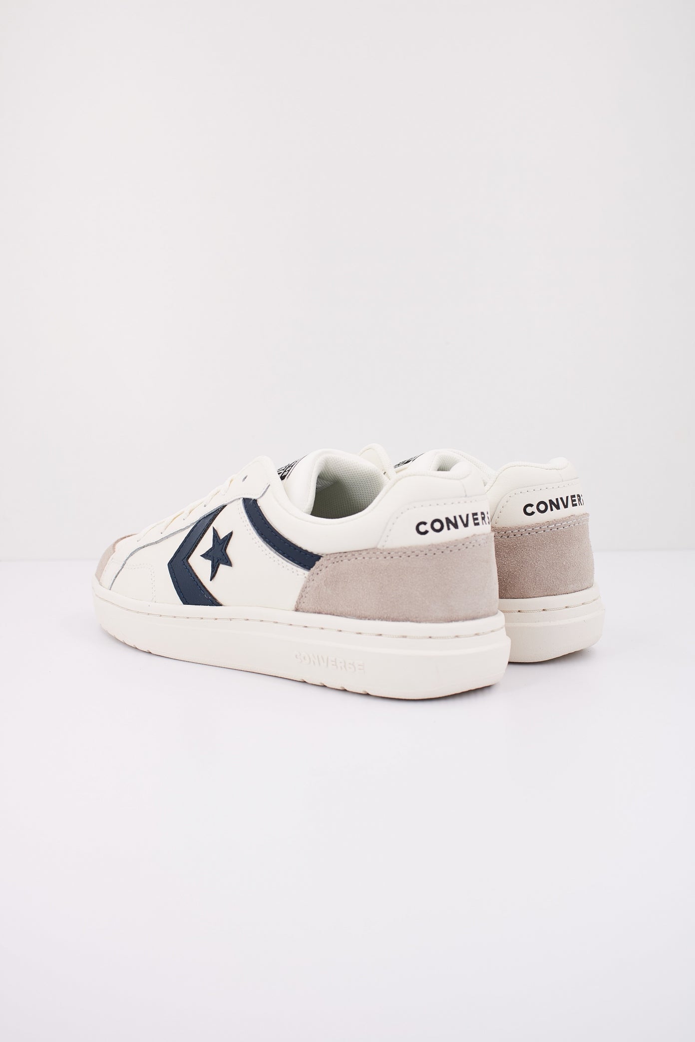 CONVERSE PRO BLAZE CLASSIC LEATHER&SUEDE en color BLANCO  (4)