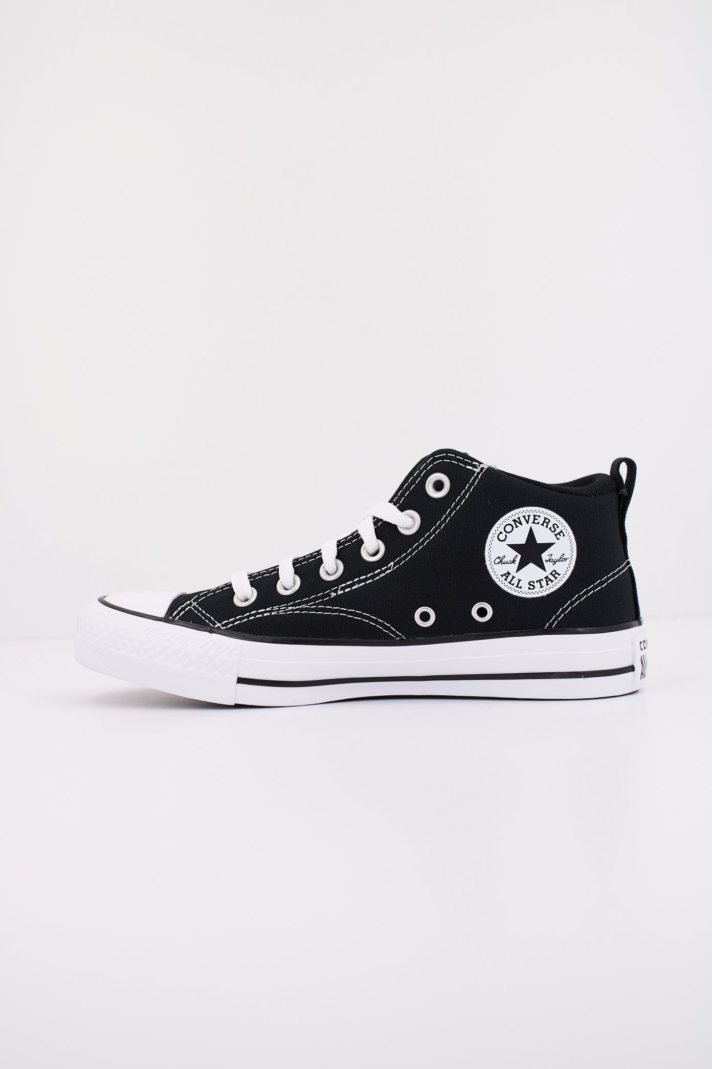 CONVERSE CHUCK TAYLOR ALL STAR MALDEN STREET en color NEGRO  (1)