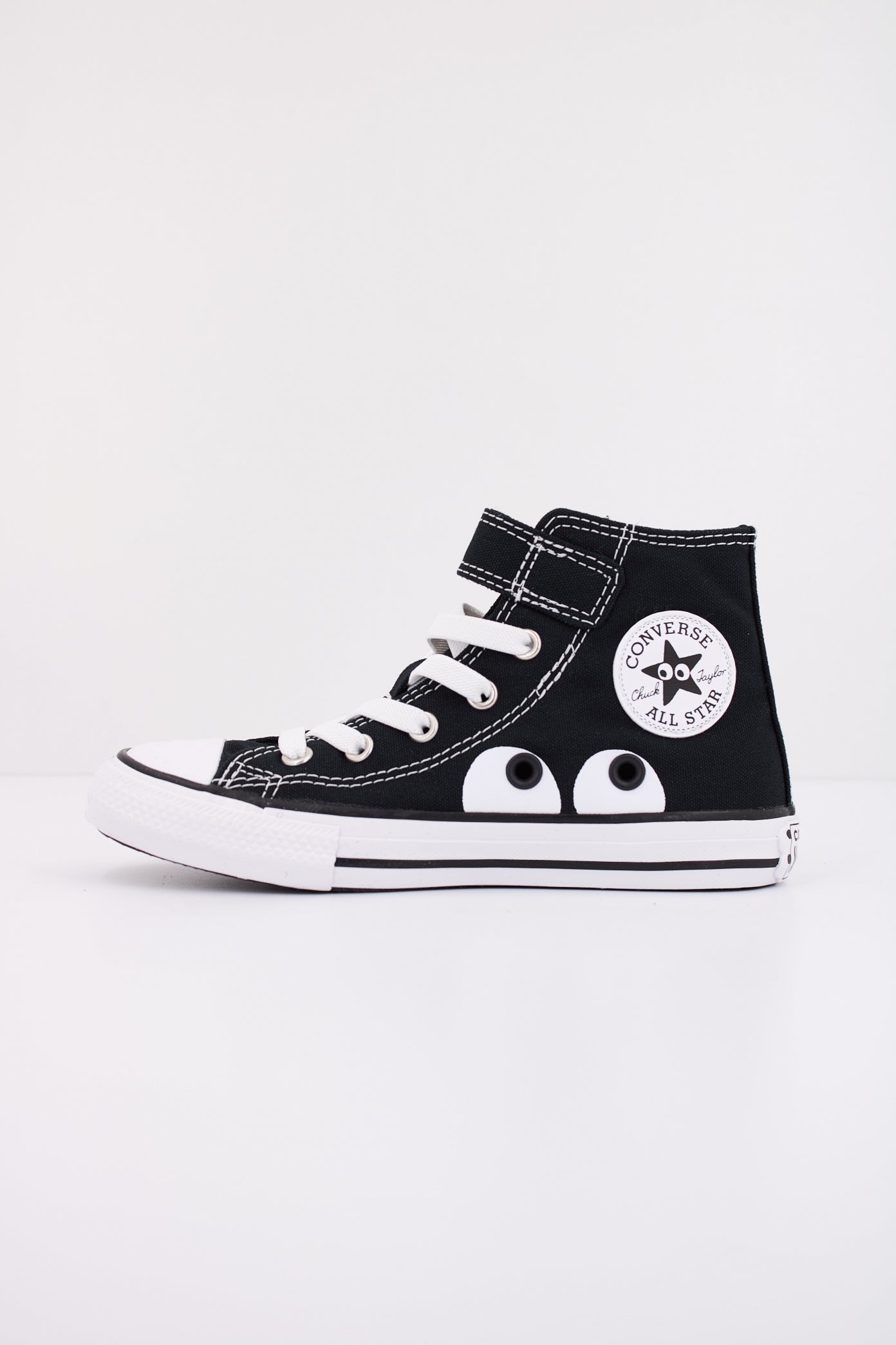 CONVERSE  CHUCK TAYLOR ALL STAR EYES en color NEGRO  (1)