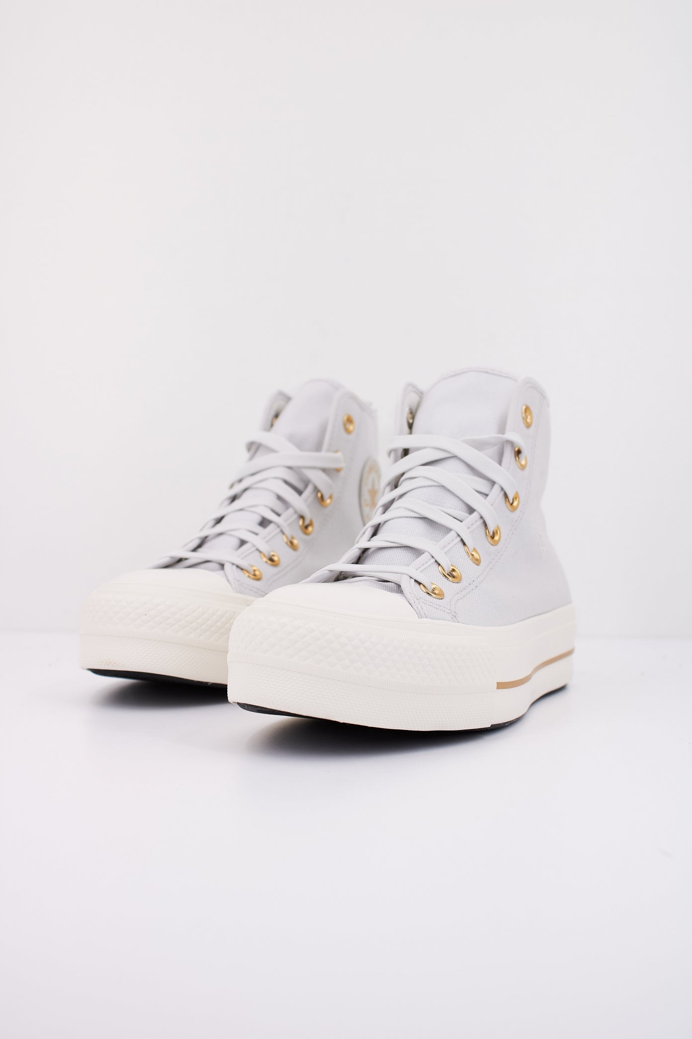 CONVERSE CTAS LIFT HI BARELY en color GRIS  (2)